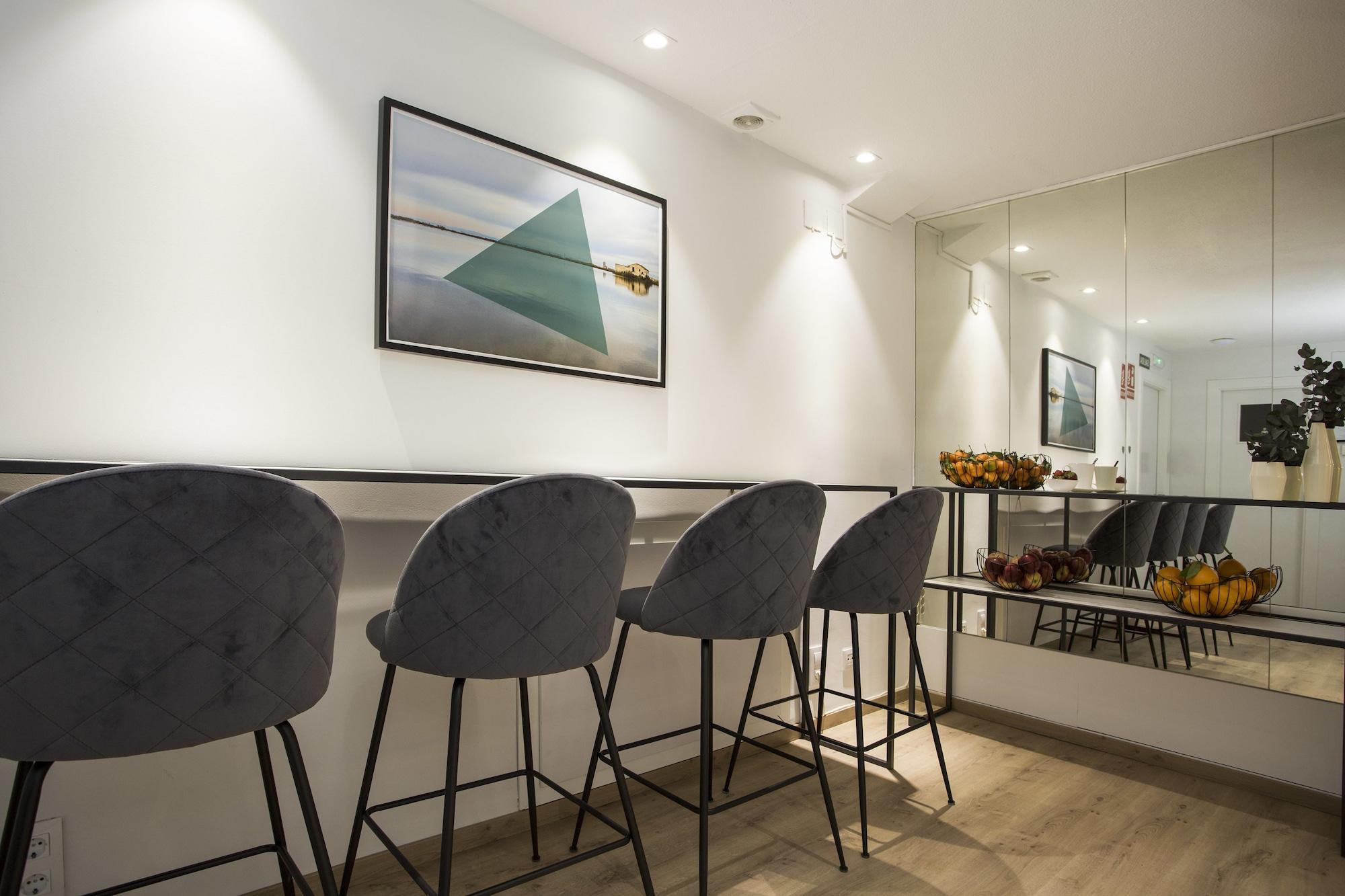 Palacios Rooms By Singularstays