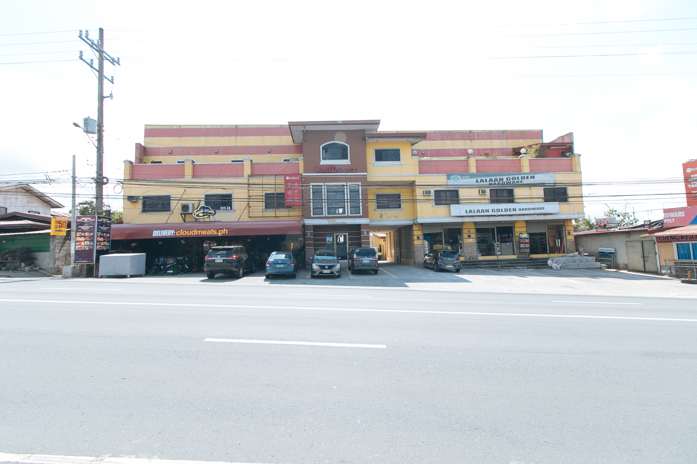 RedDoorz @ Km 50 Aguinaldo Highway Tagaytay image