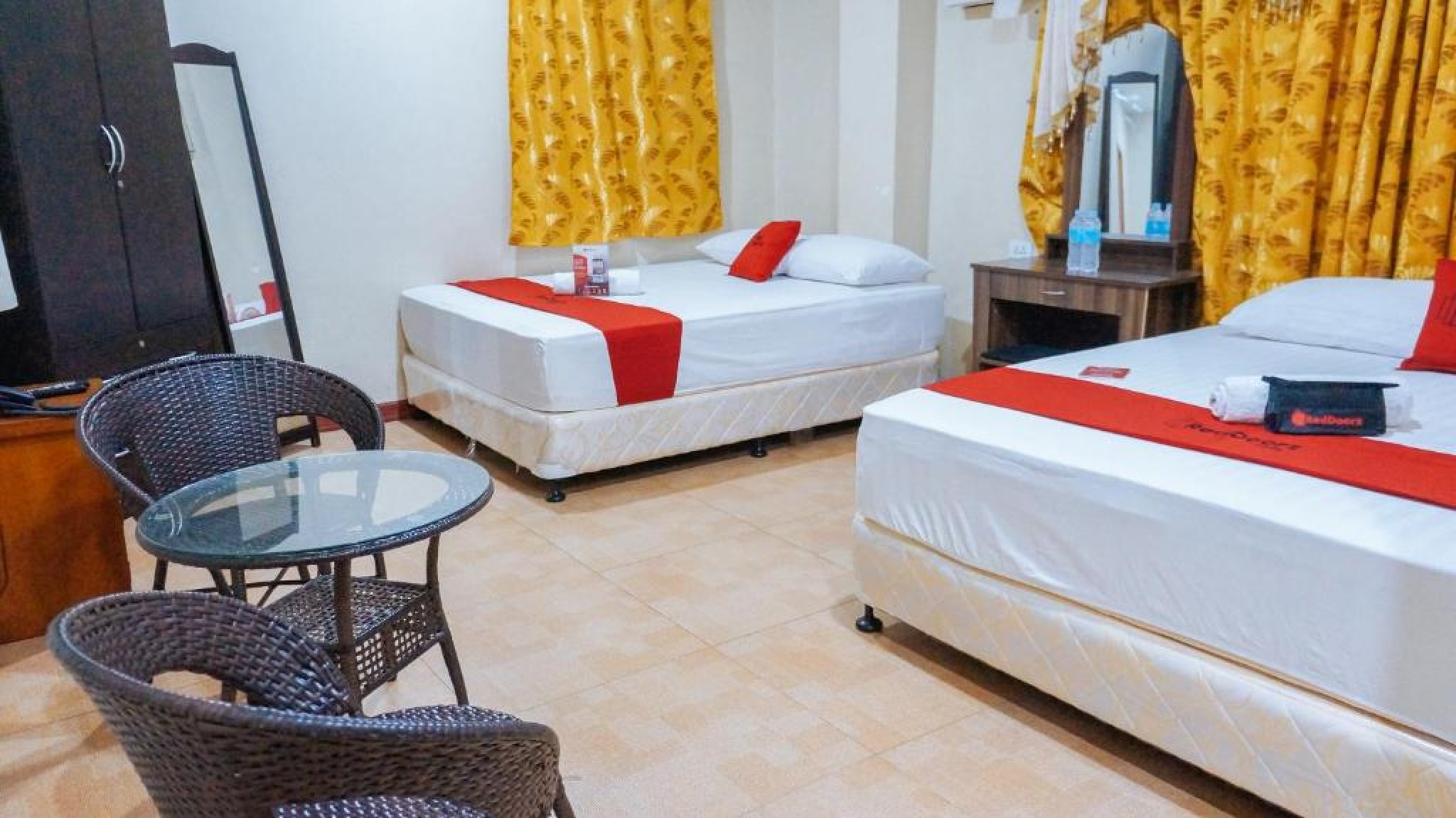RedDoorz near Talisay District Hospital