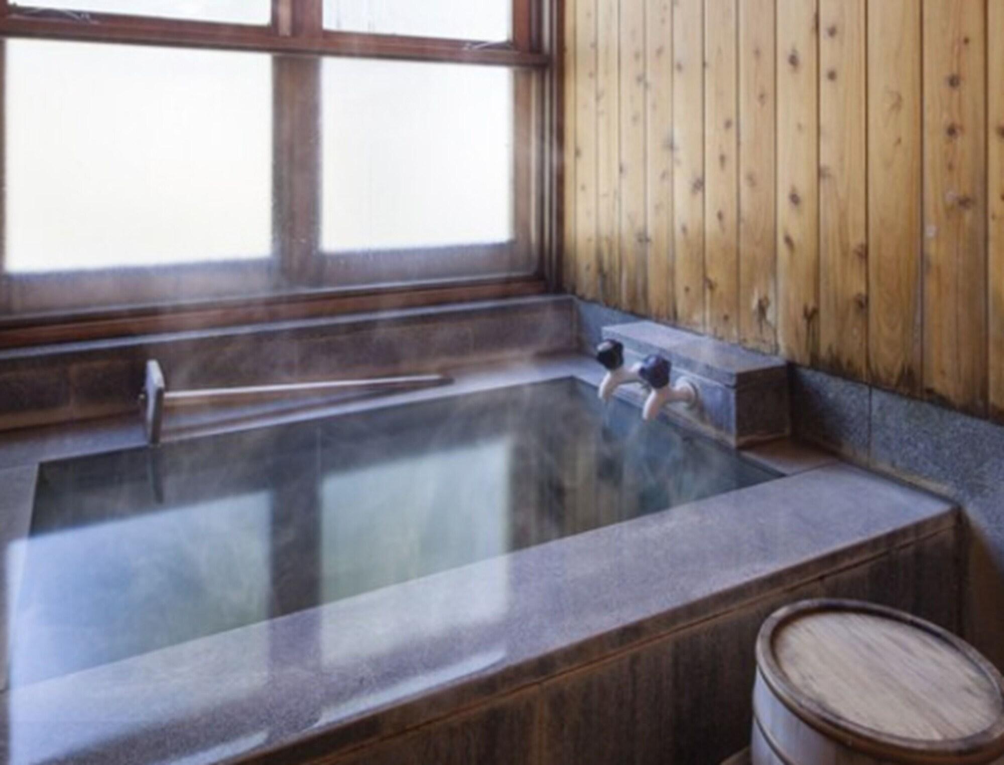 Matsuzakaya Honten by null