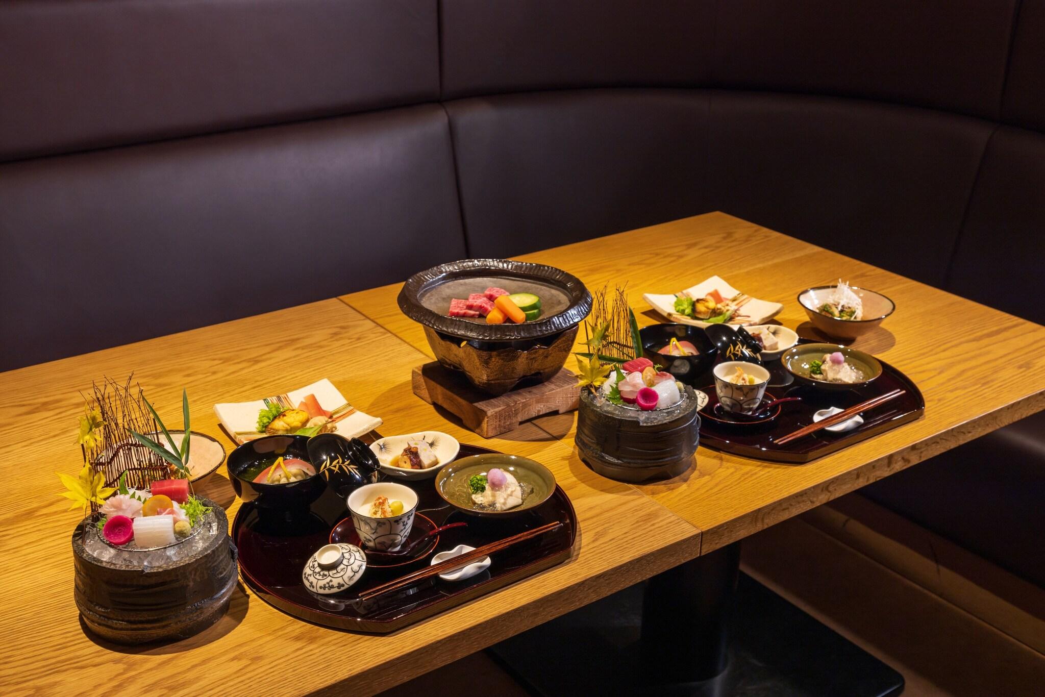 Kinnotake Tōnosawa by null