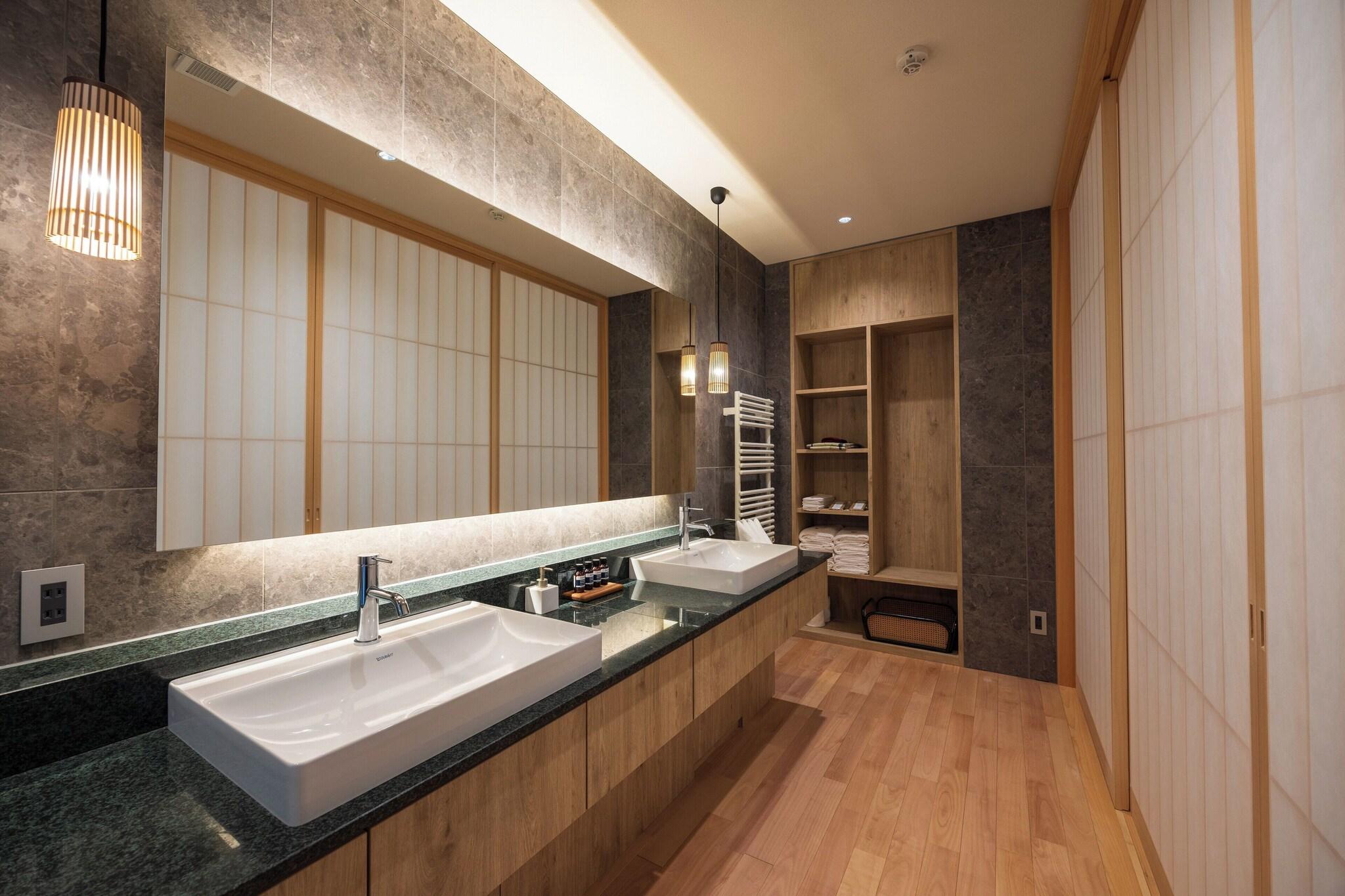 Kinnotake Tōnosawa by null