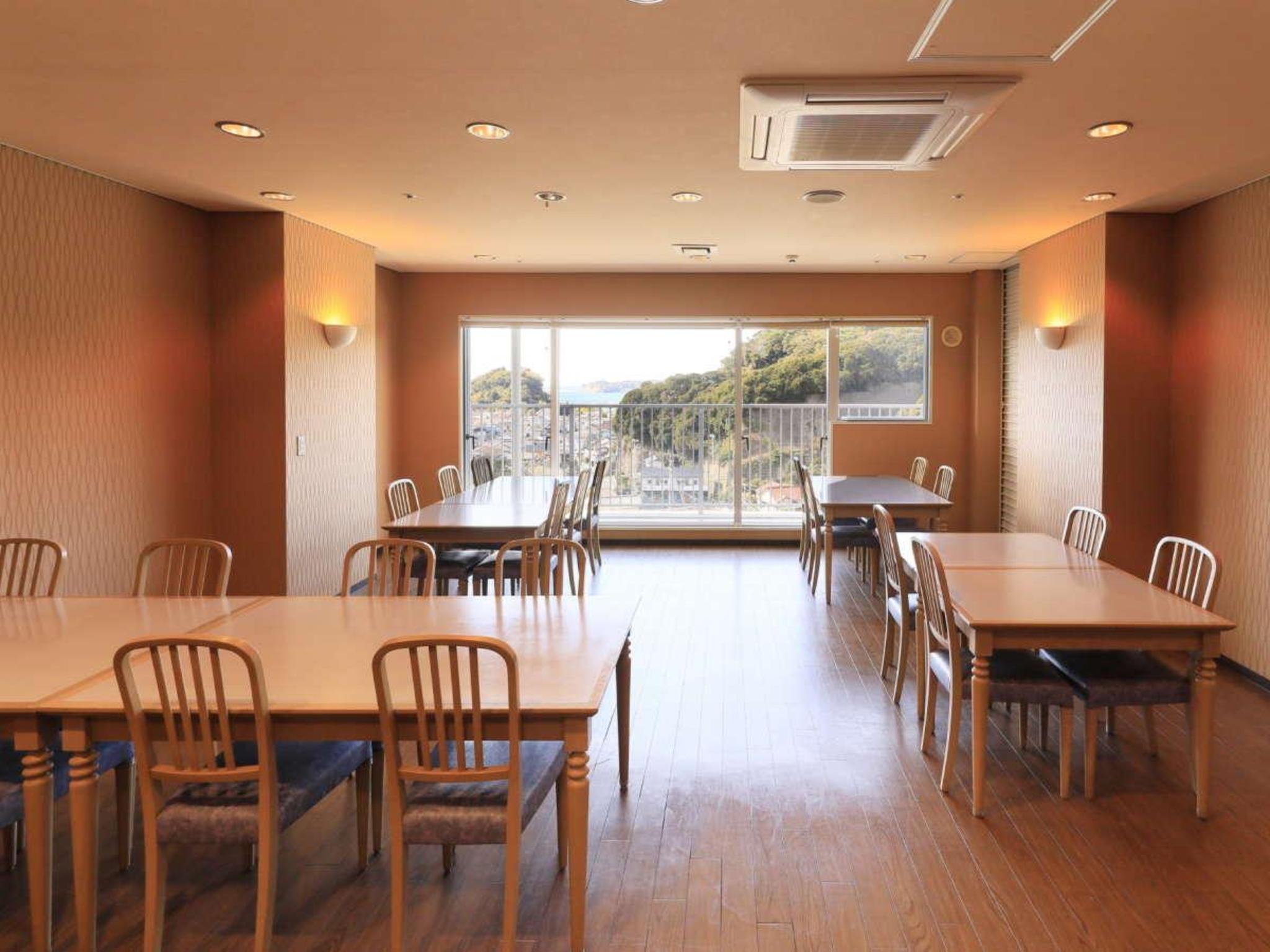 Katsuura Hilltop Hotel & Residence