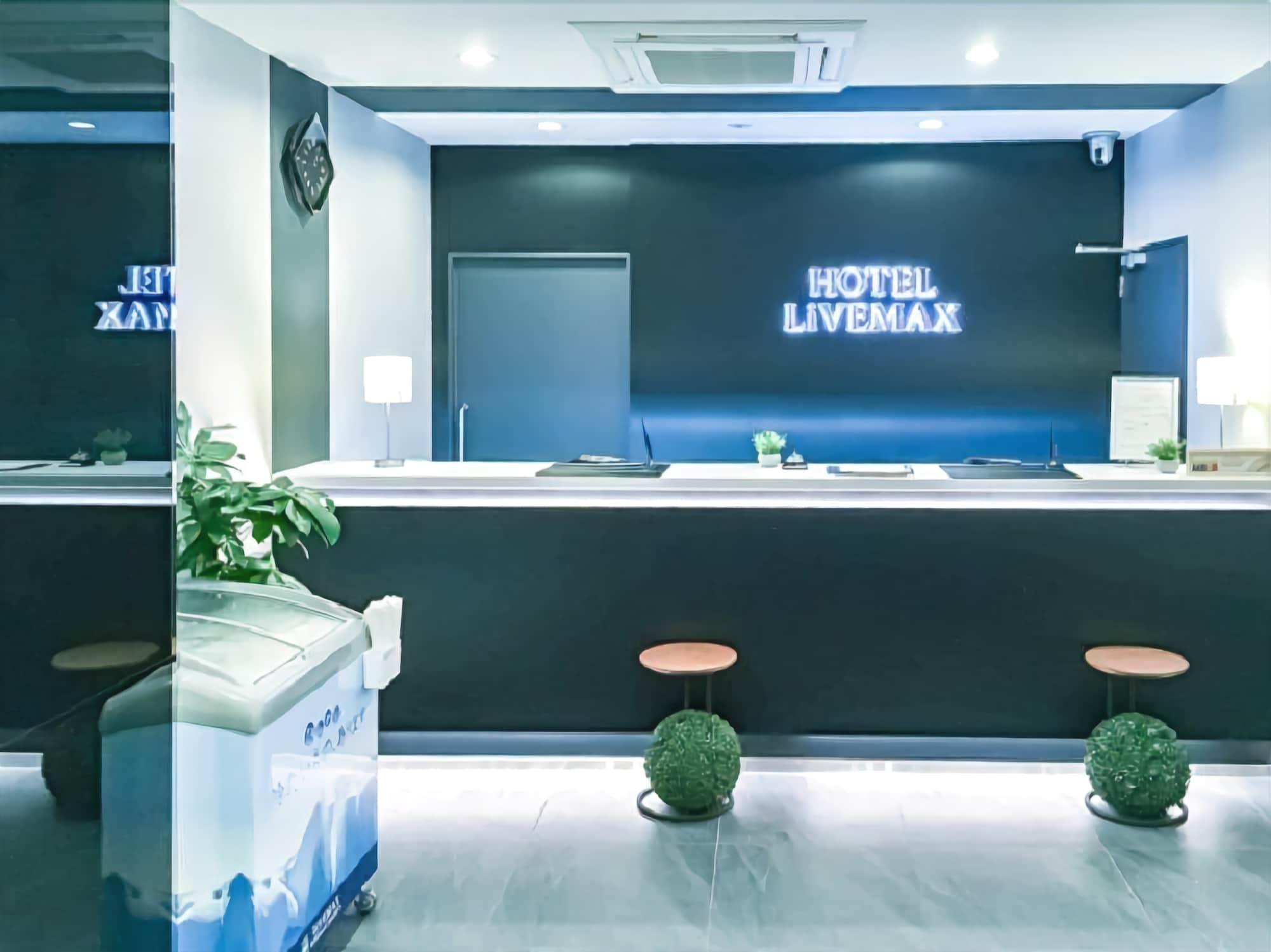 LiVEMAX NAGOYA SAKURA DORI-GUCHI