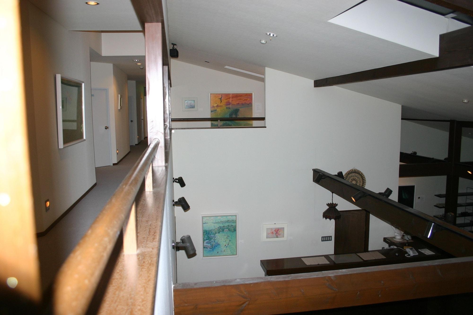 Gallery Court Ofa Atu