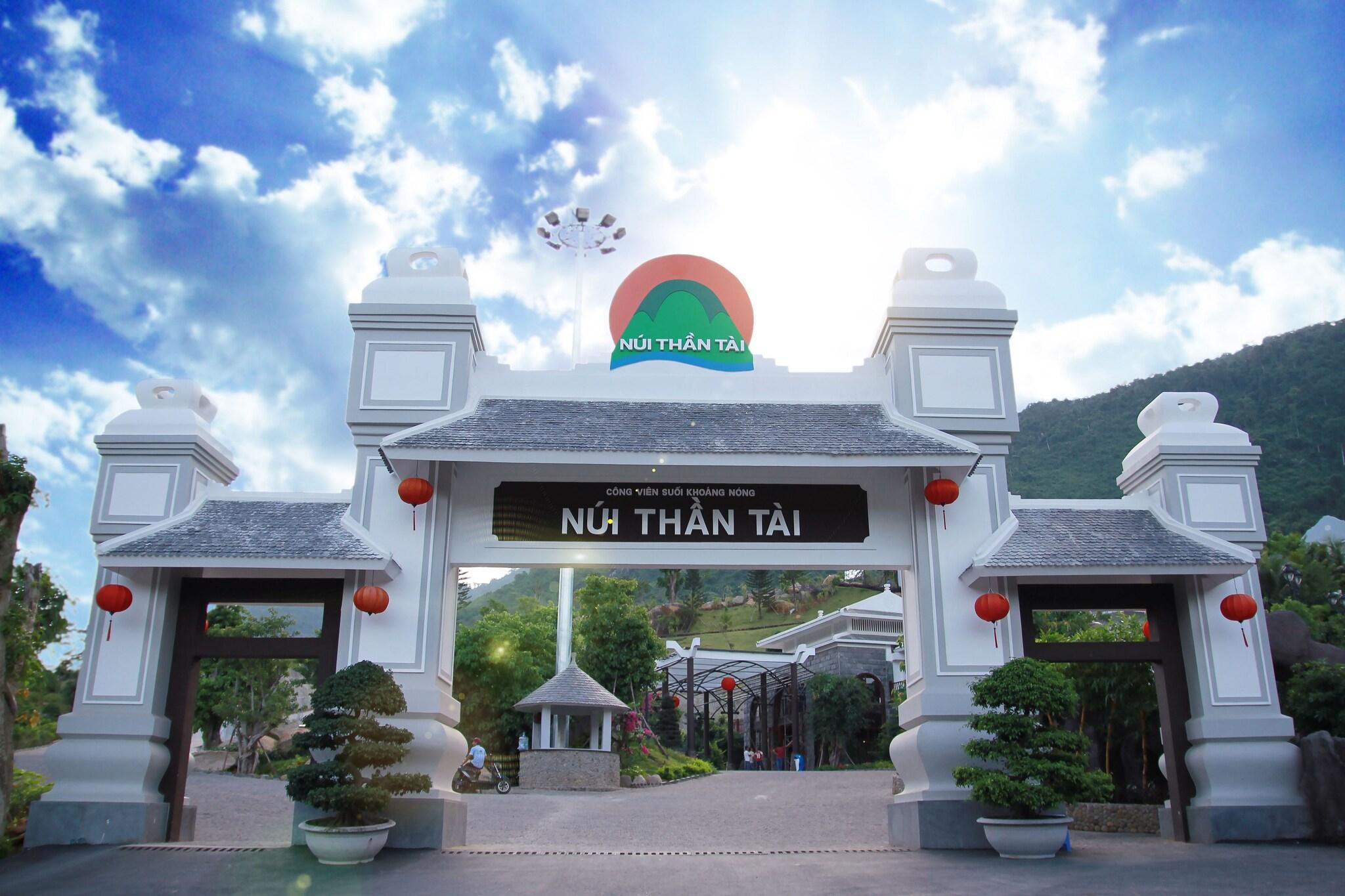 Nui Than Tai- Ebisu Onsen Resort Da Nang