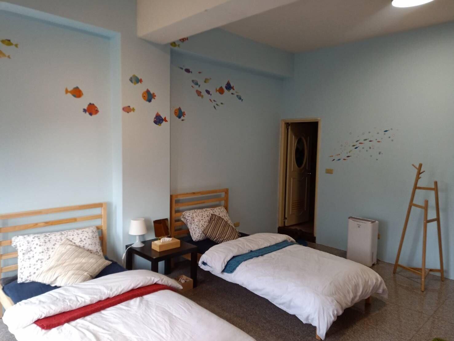 Fish hostel鶯歌魚旅民宿背包客棧 (Yingge Taoyuan hostel) by null