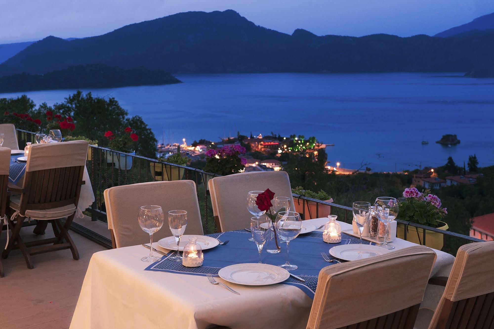 Swan Lake Boutique Hotel - Adults Only