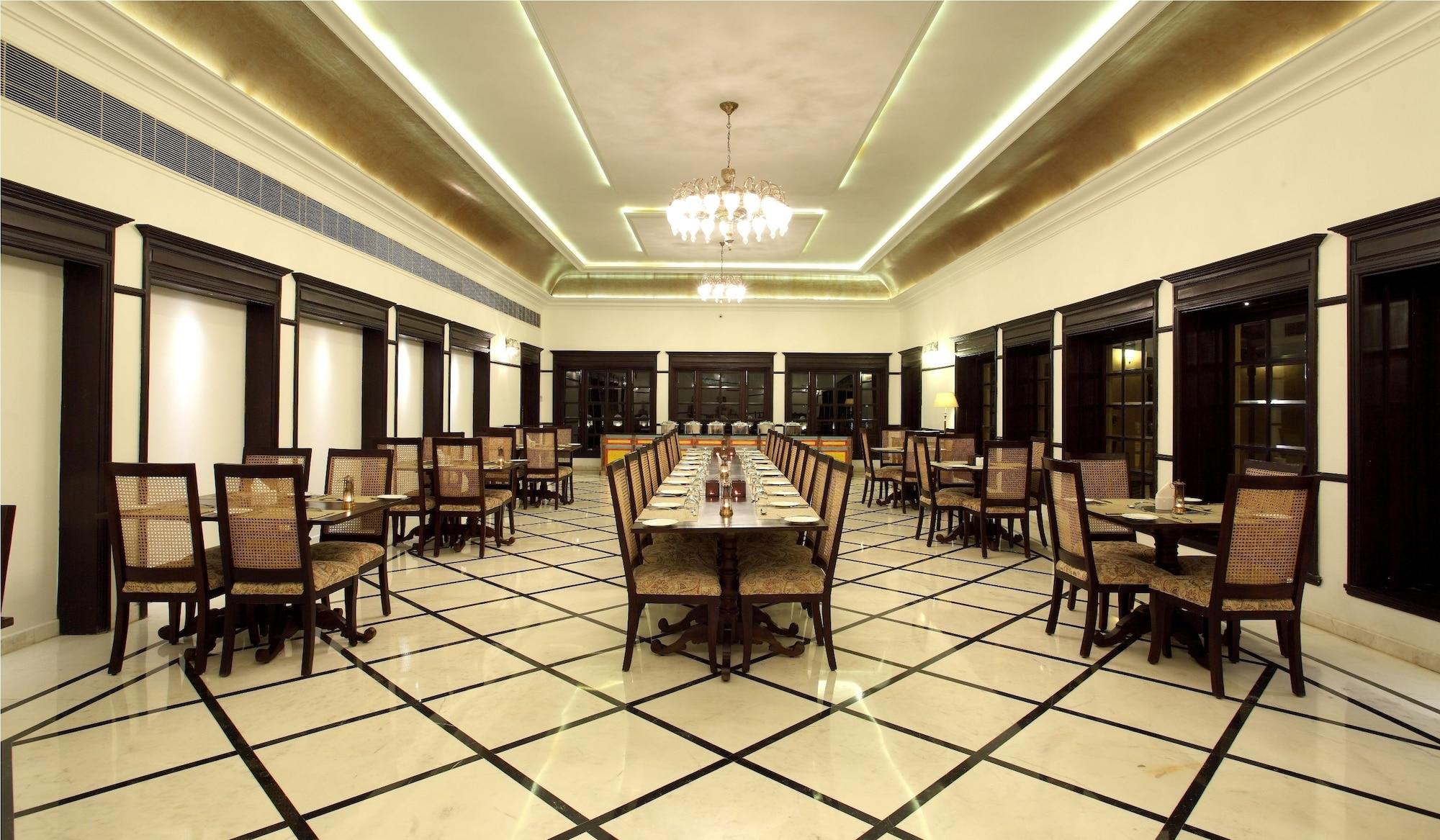 Hotel Juna Mahal