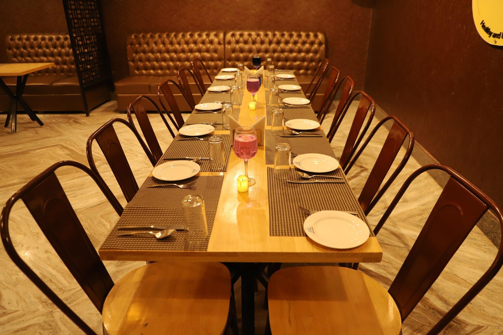 Hotel Indira Nikunj