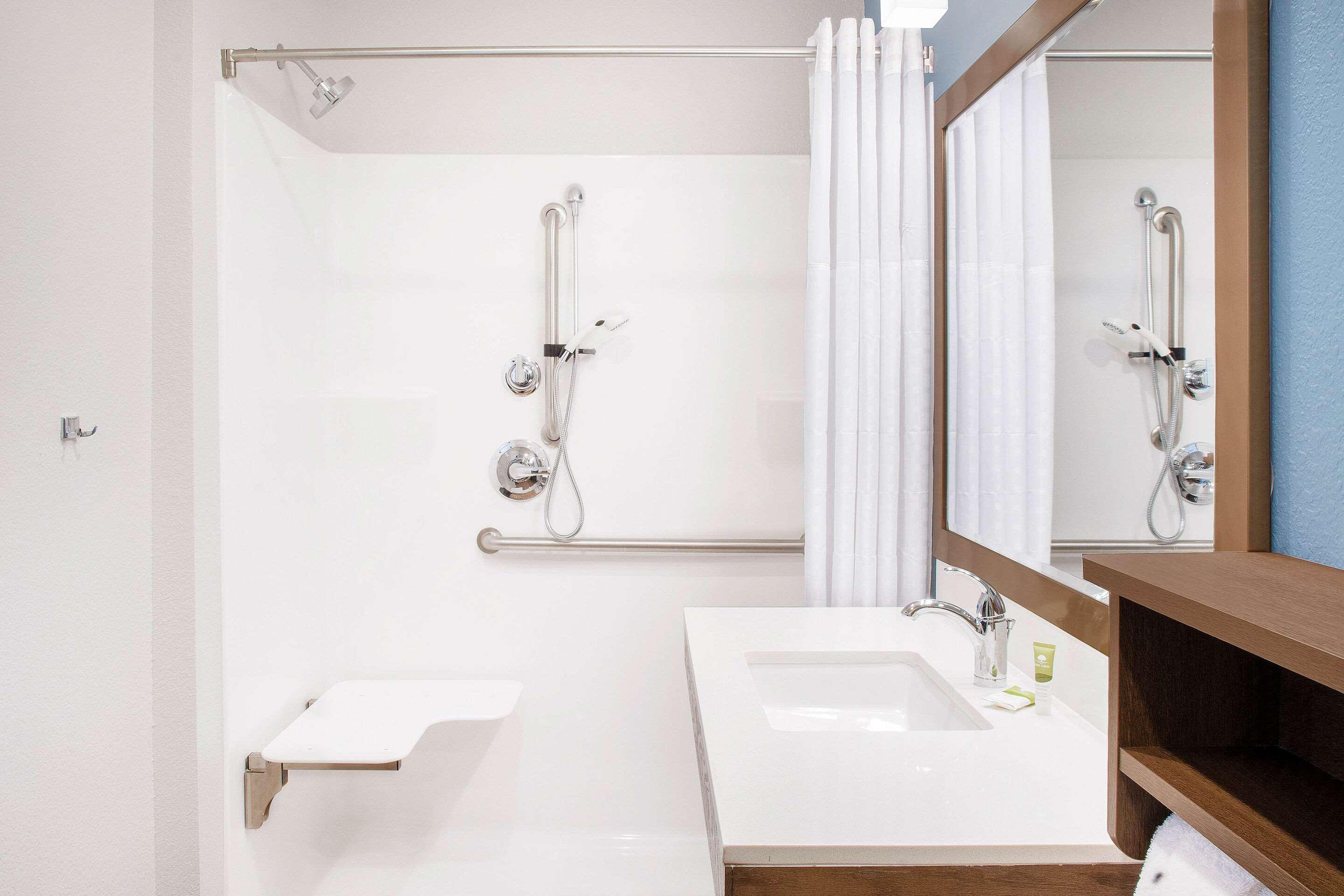 Woodspring Suites Charlotte Northlake