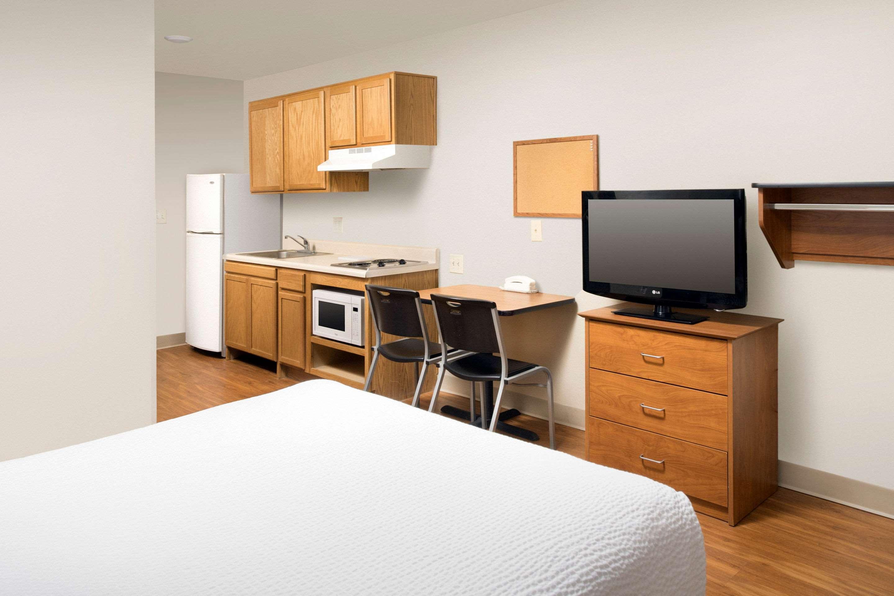 Woodspring Suites Indianapolis Greenwood