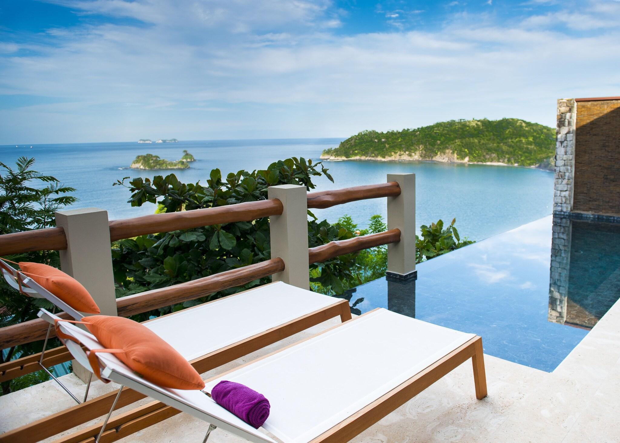 Casa Chameleon at Las Catalinas by null