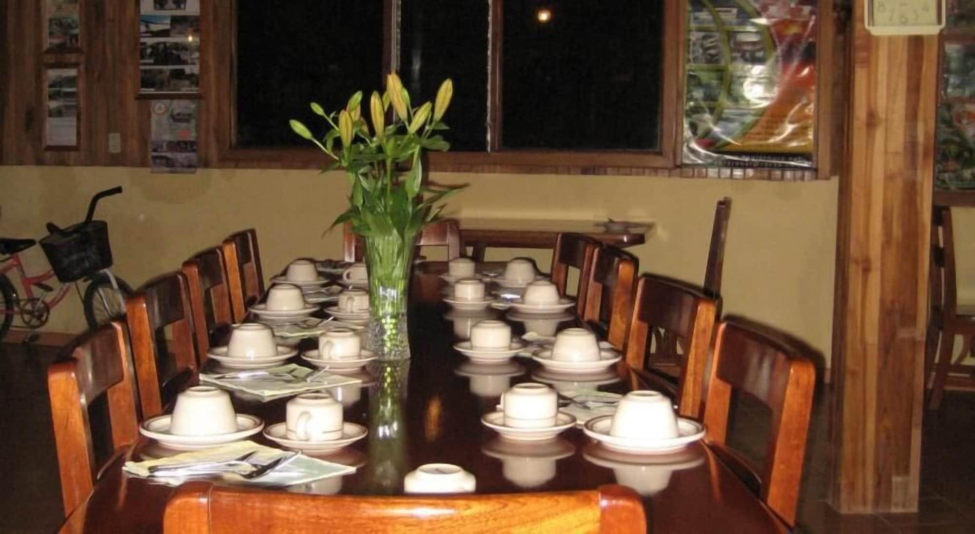 Hotel El Atardecer by null