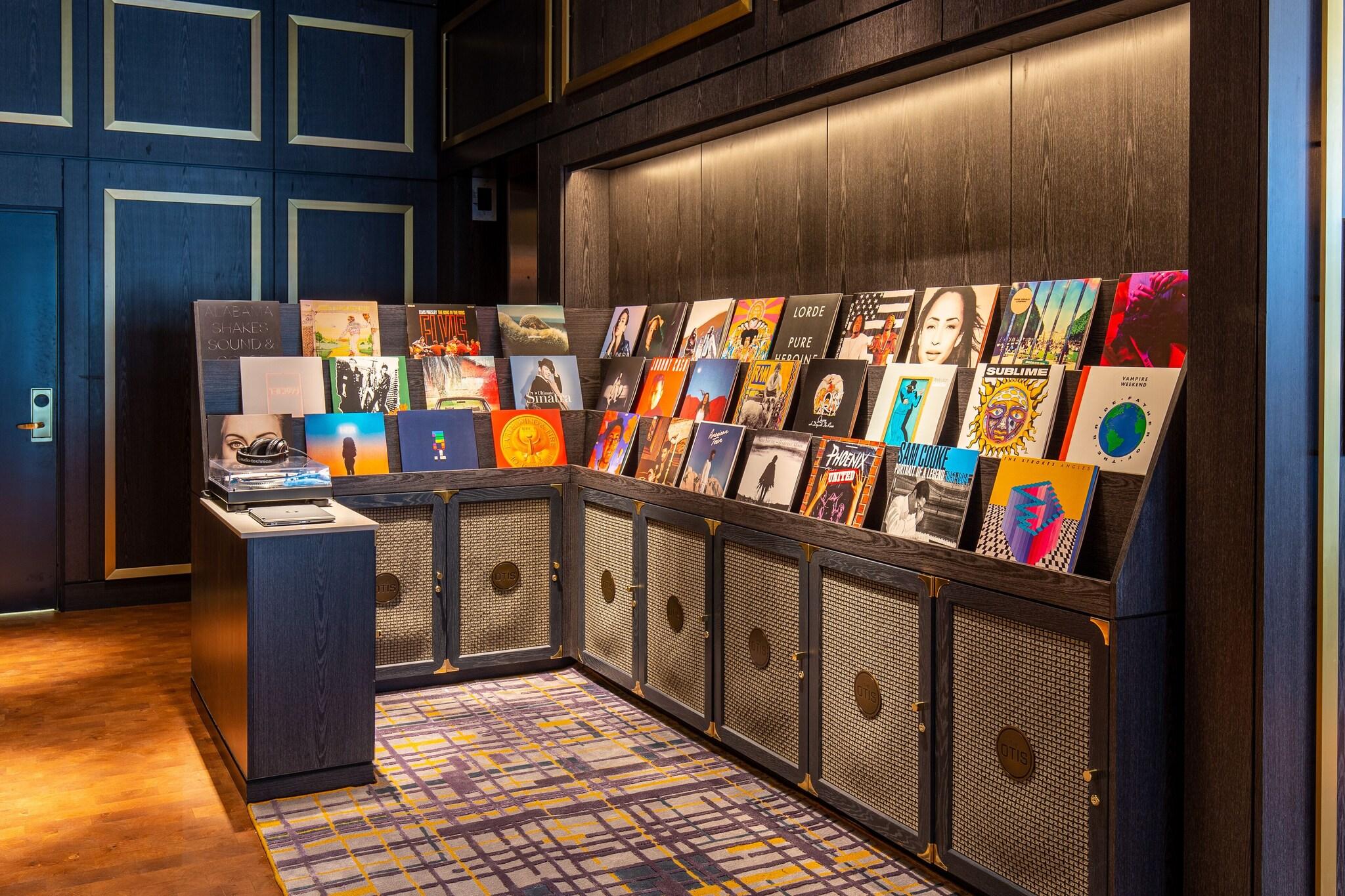 The Otis Hotel Austin, Autograph Collection by null