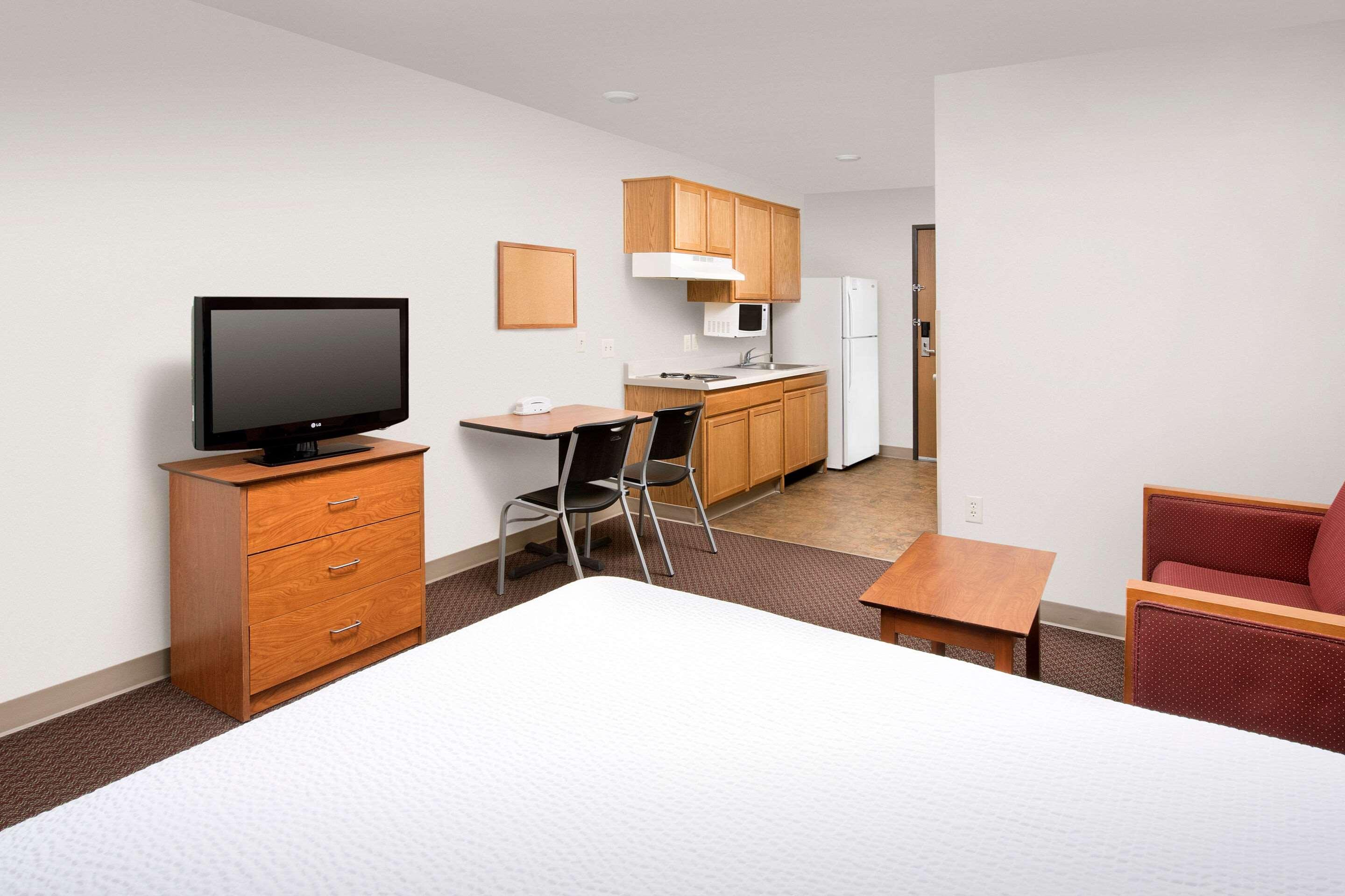WoodSpring Suites Austin North I-35