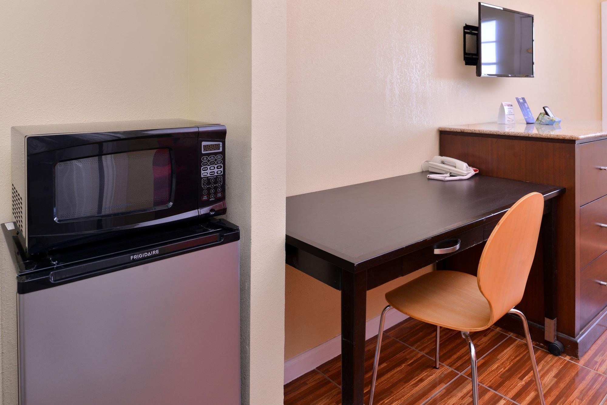 Scottish Inns & Suites