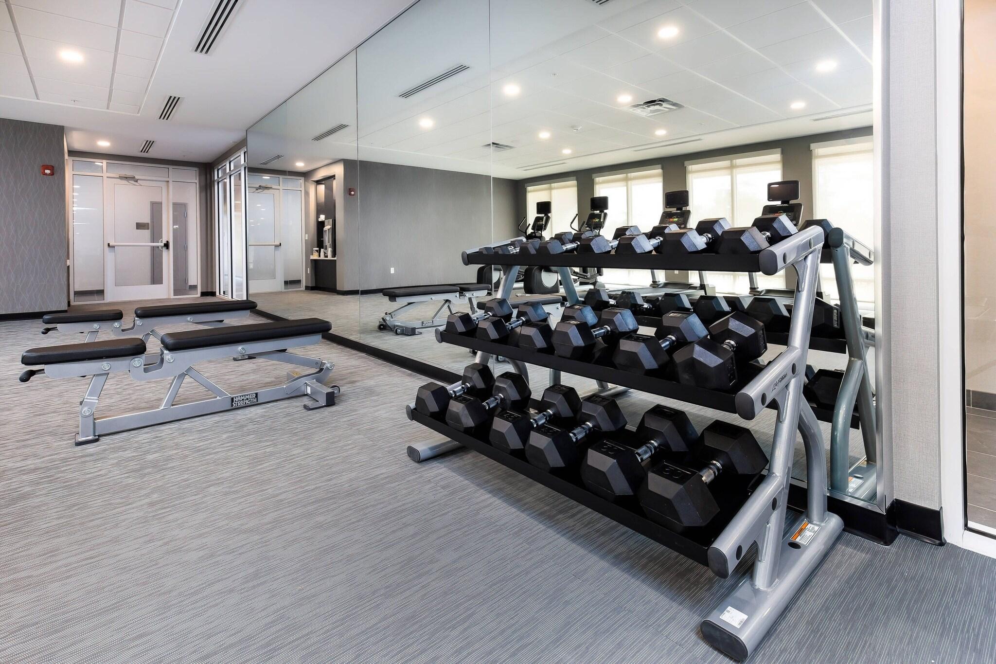 Courtyard By Marriott Pensacola West