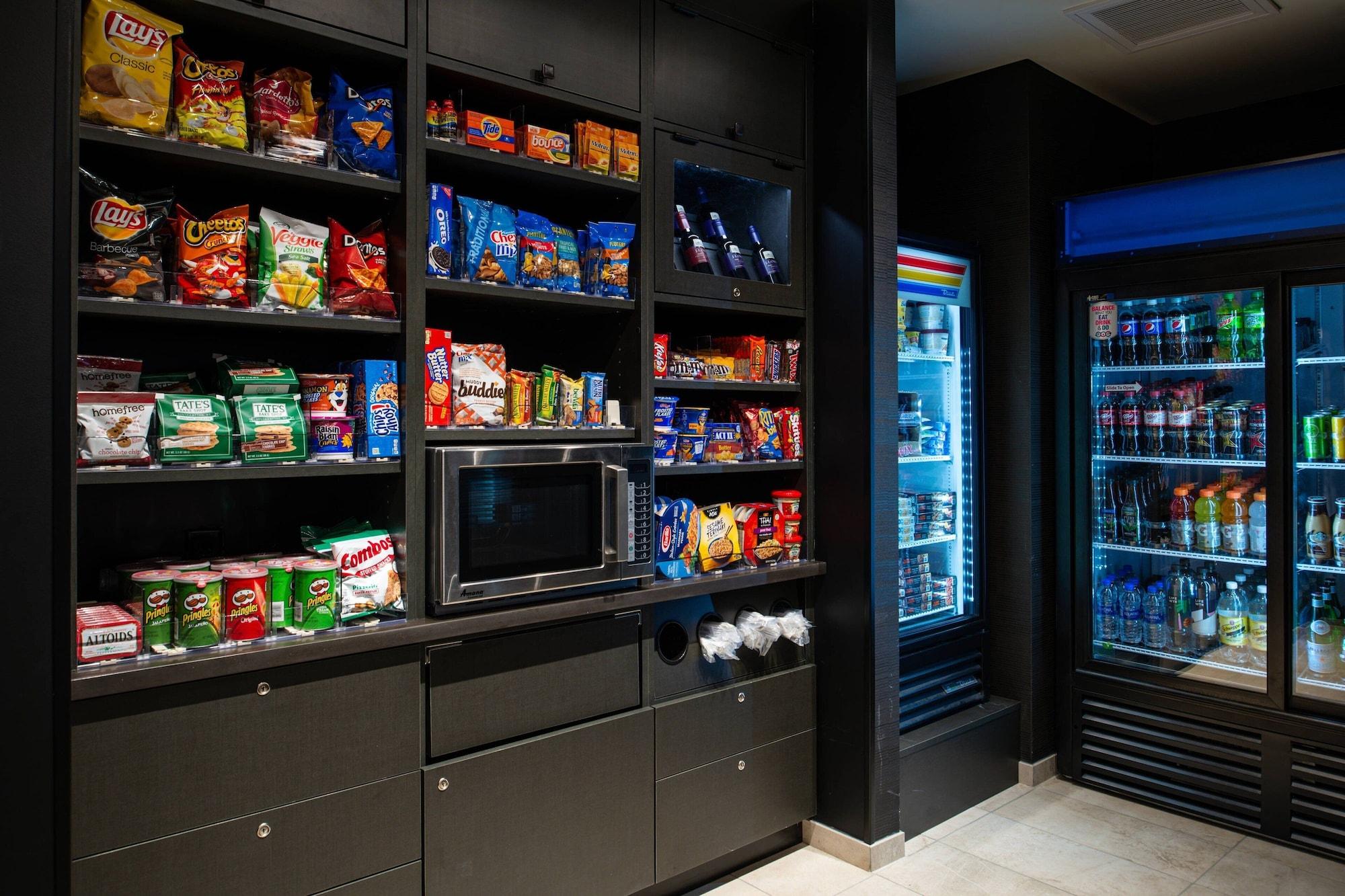 Courtyard By Marriott Kansas City Olathe