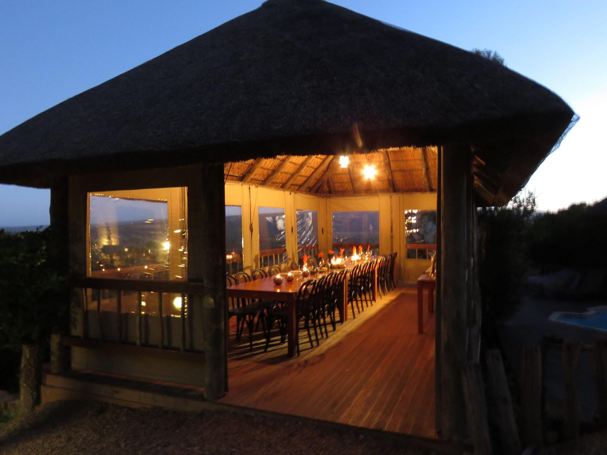 Woodbury Lodge-Amakhala Game Reserve