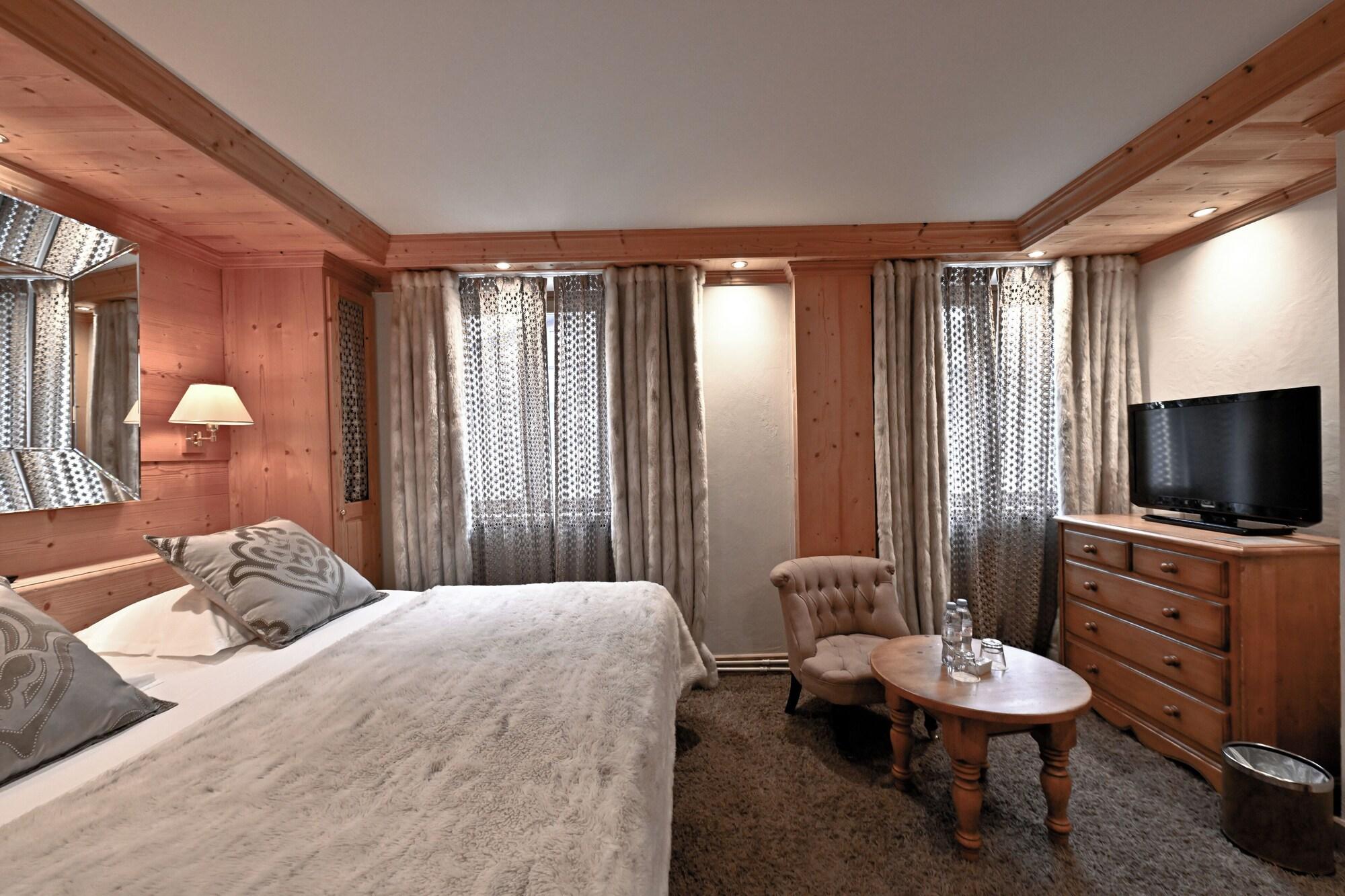 HOTEL TSANTELEINA by null