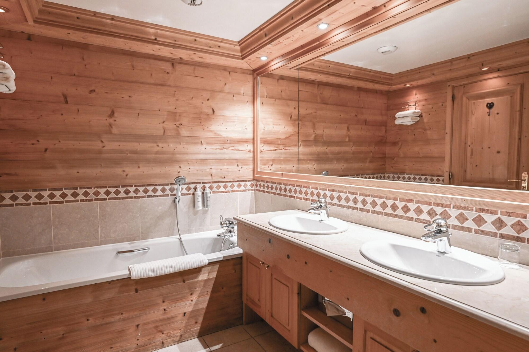 HOTEL TSANTELEINA by null