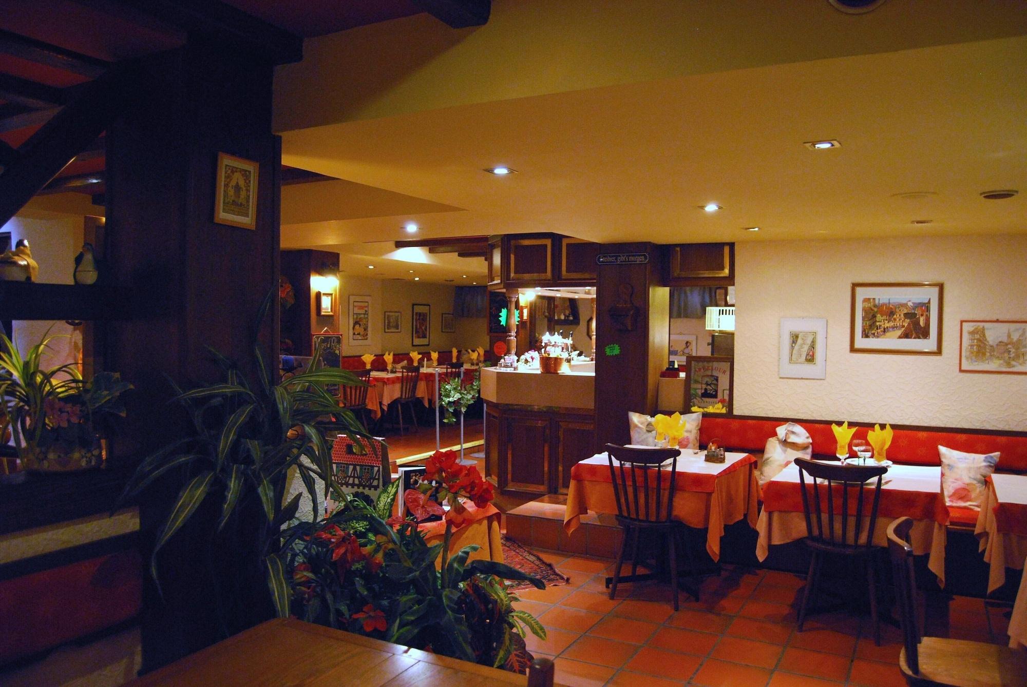 Hotel Restaurant Aux Deux Roses