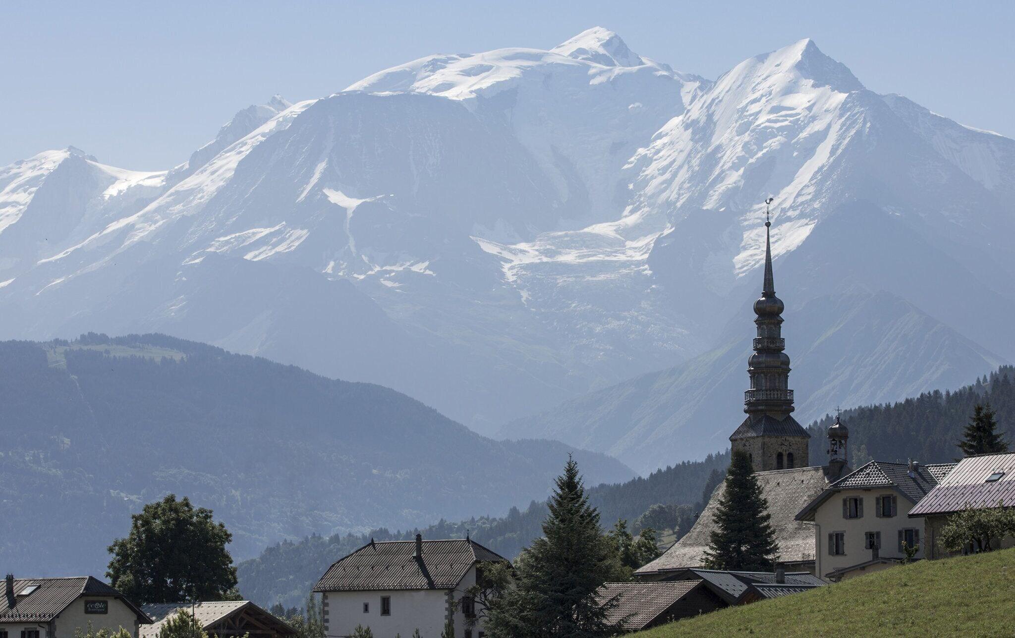 Four Seasons Resort Megève by null