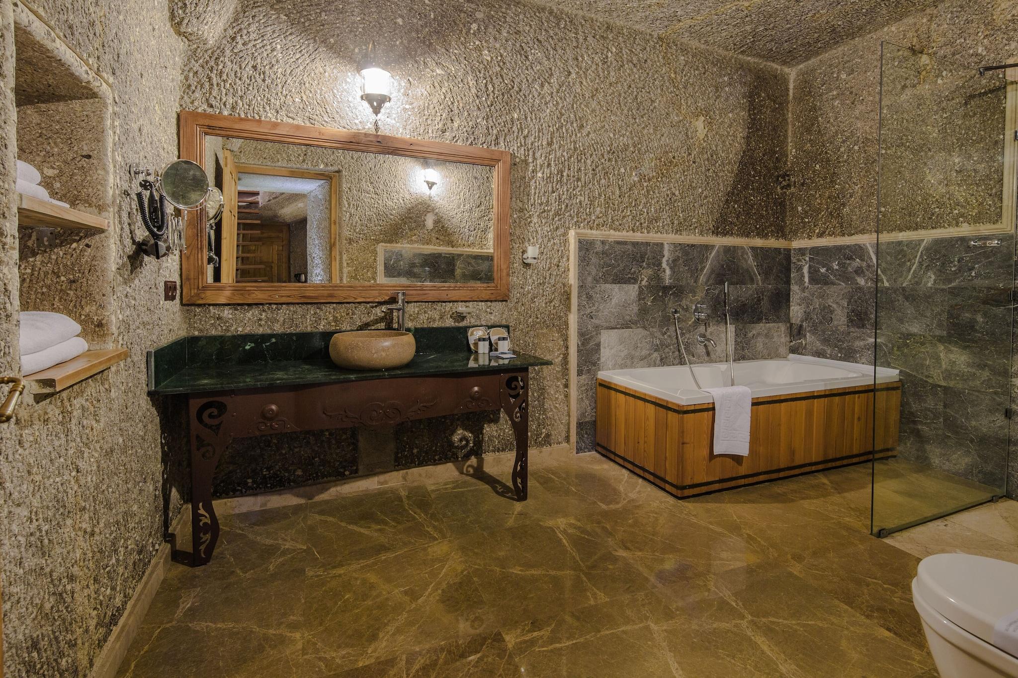Lunar Cappadocia Hotel