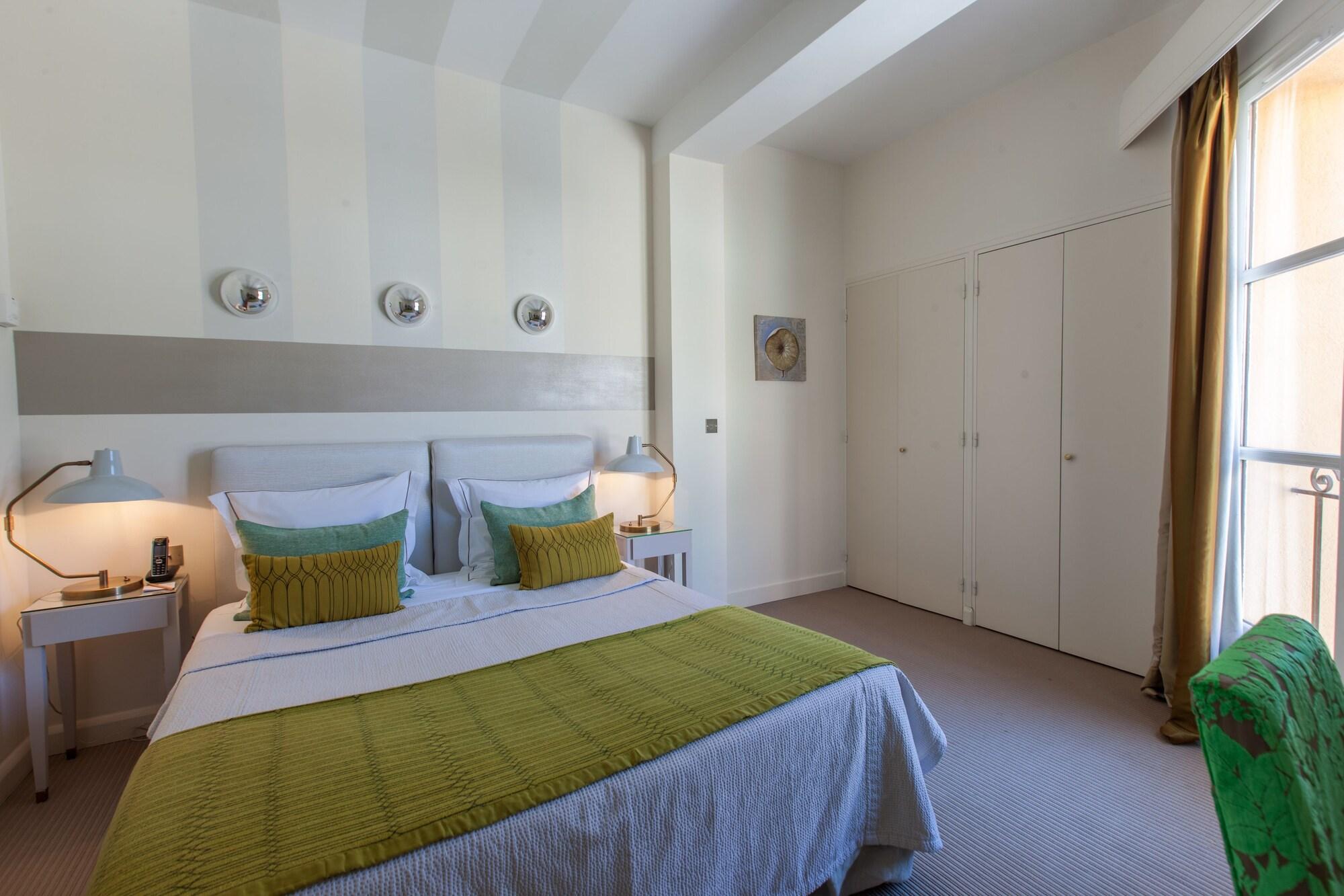 Hôtel Le Y Saint-Tropez by null