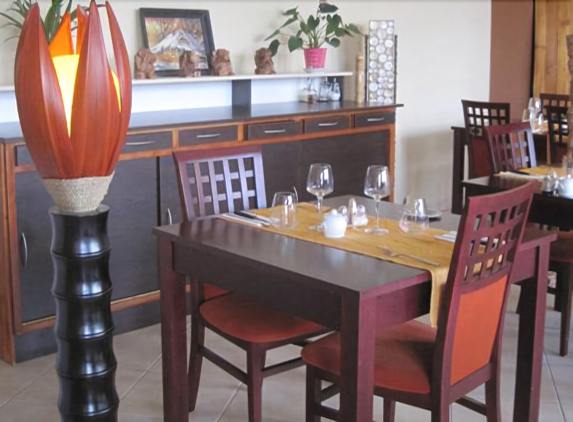 Hotel Restaurant  Rive Gauche