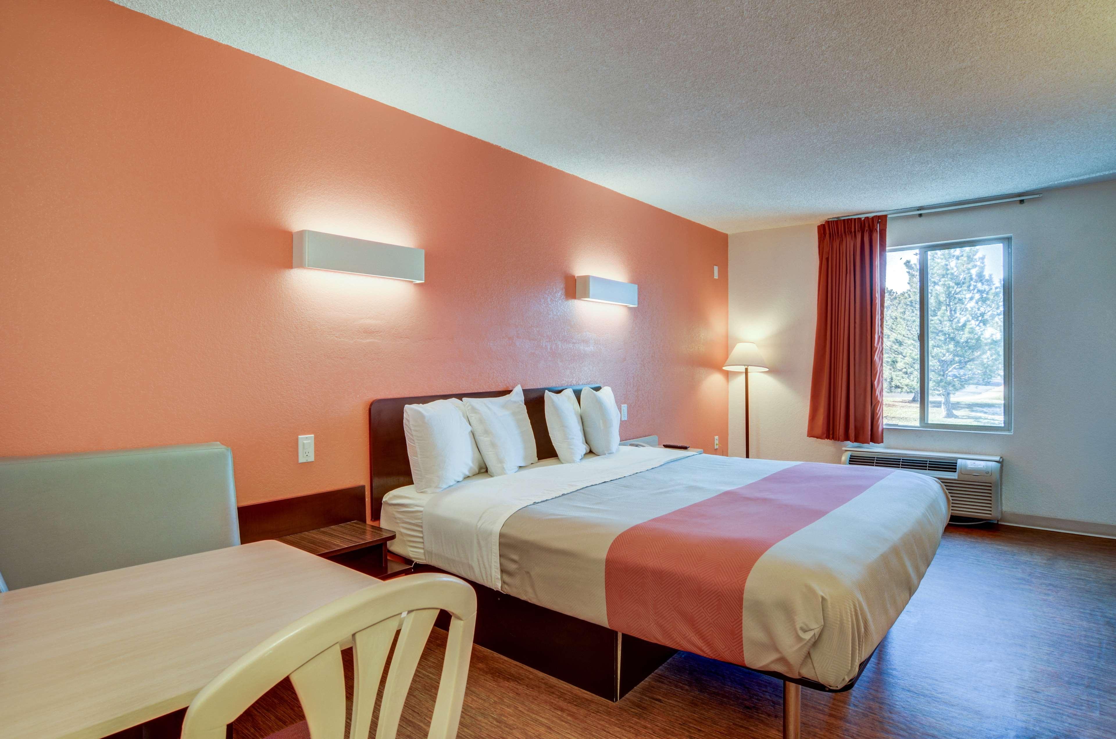 Motel 6 Greenwood Village, CO - Denver - South Tec
