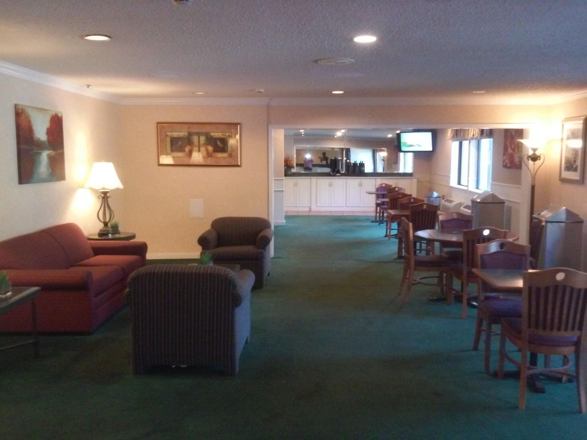 Motel 6 Maryland Heights, MO