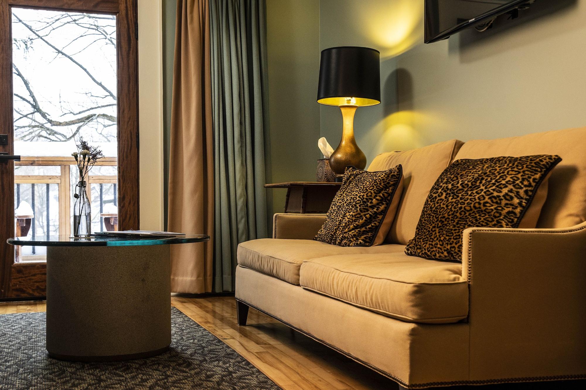 Hotel Broad Ripple by null