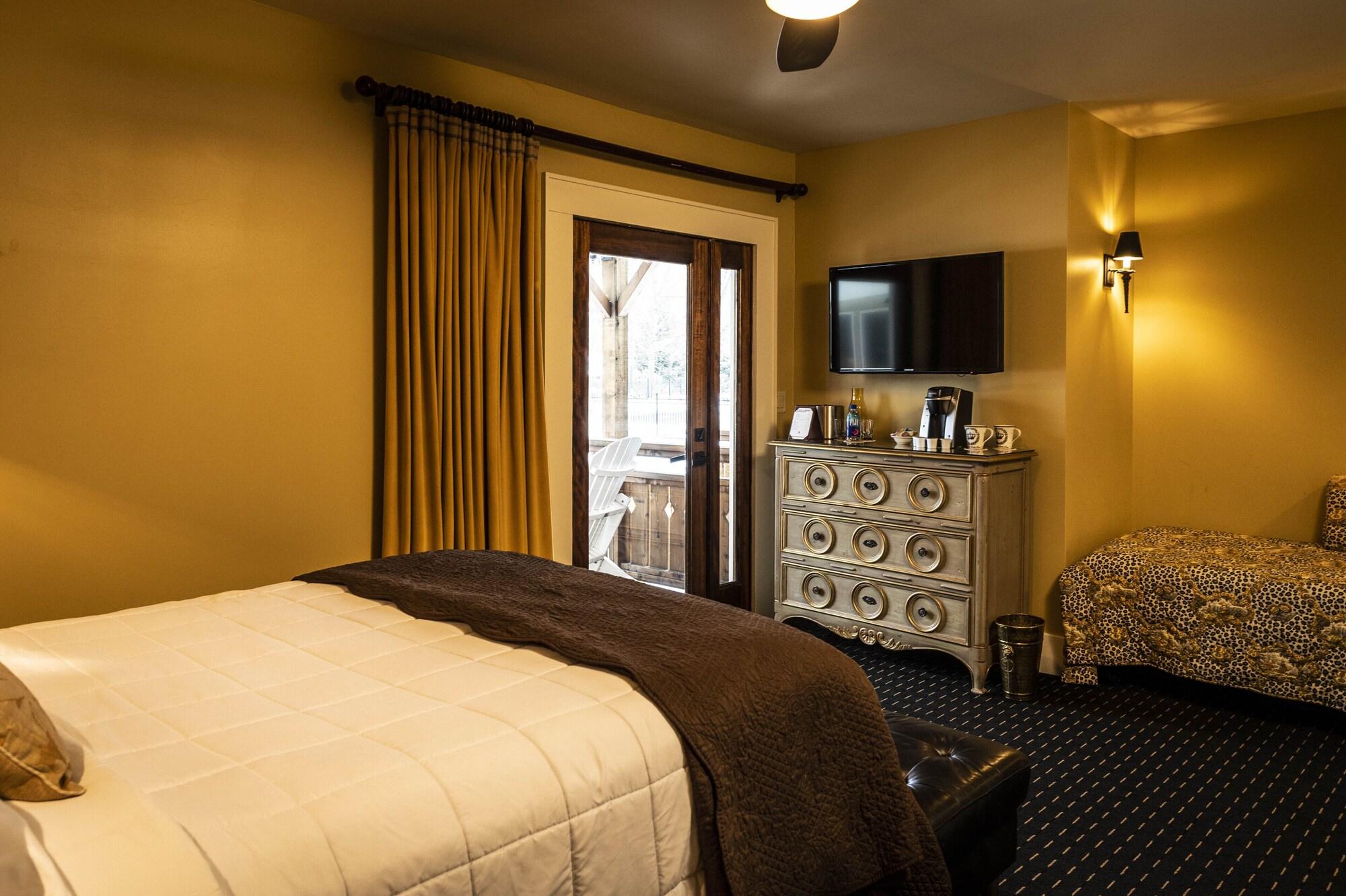 Hotel Broad Ripple by null