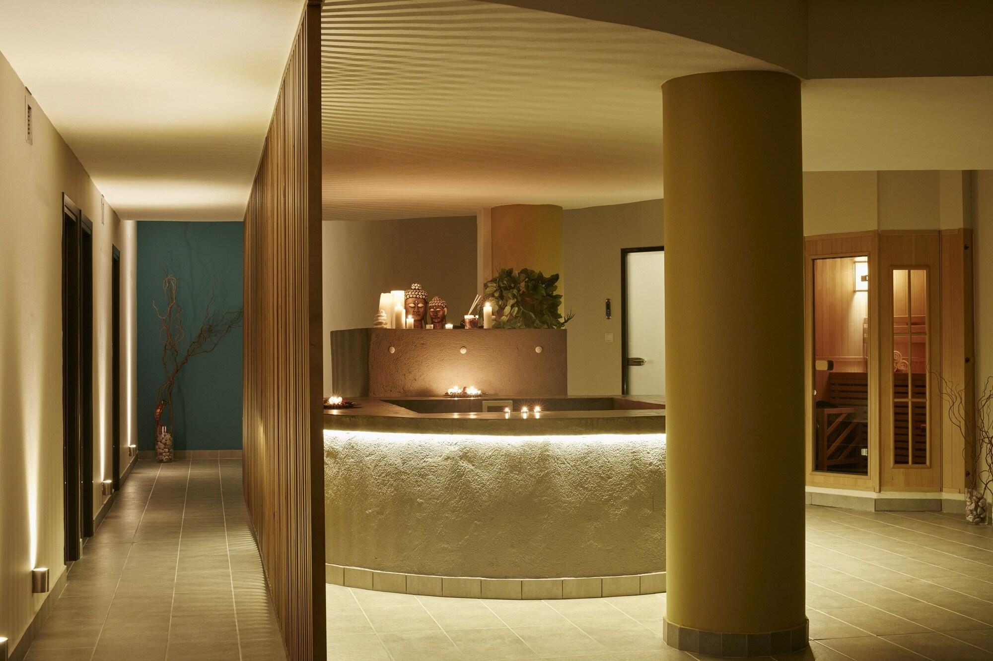 Aar Hotel & Spa