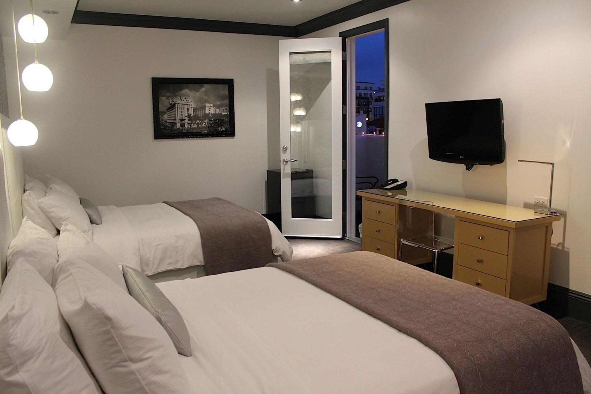 La Pensione Hotel by null