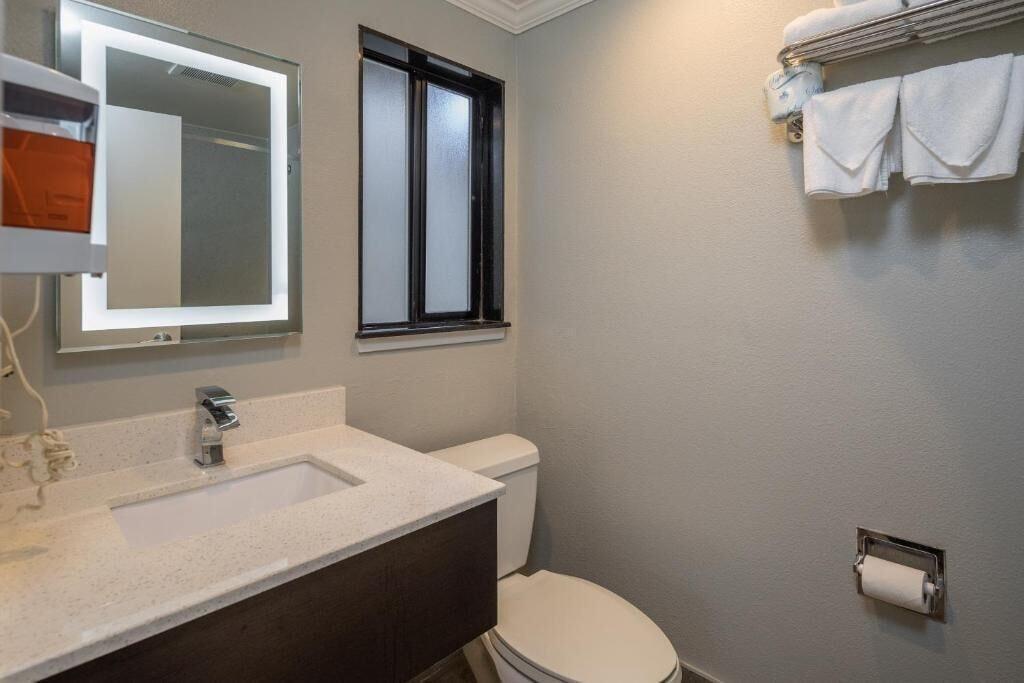 Bayhill Inn San Bruno/SFO Airport