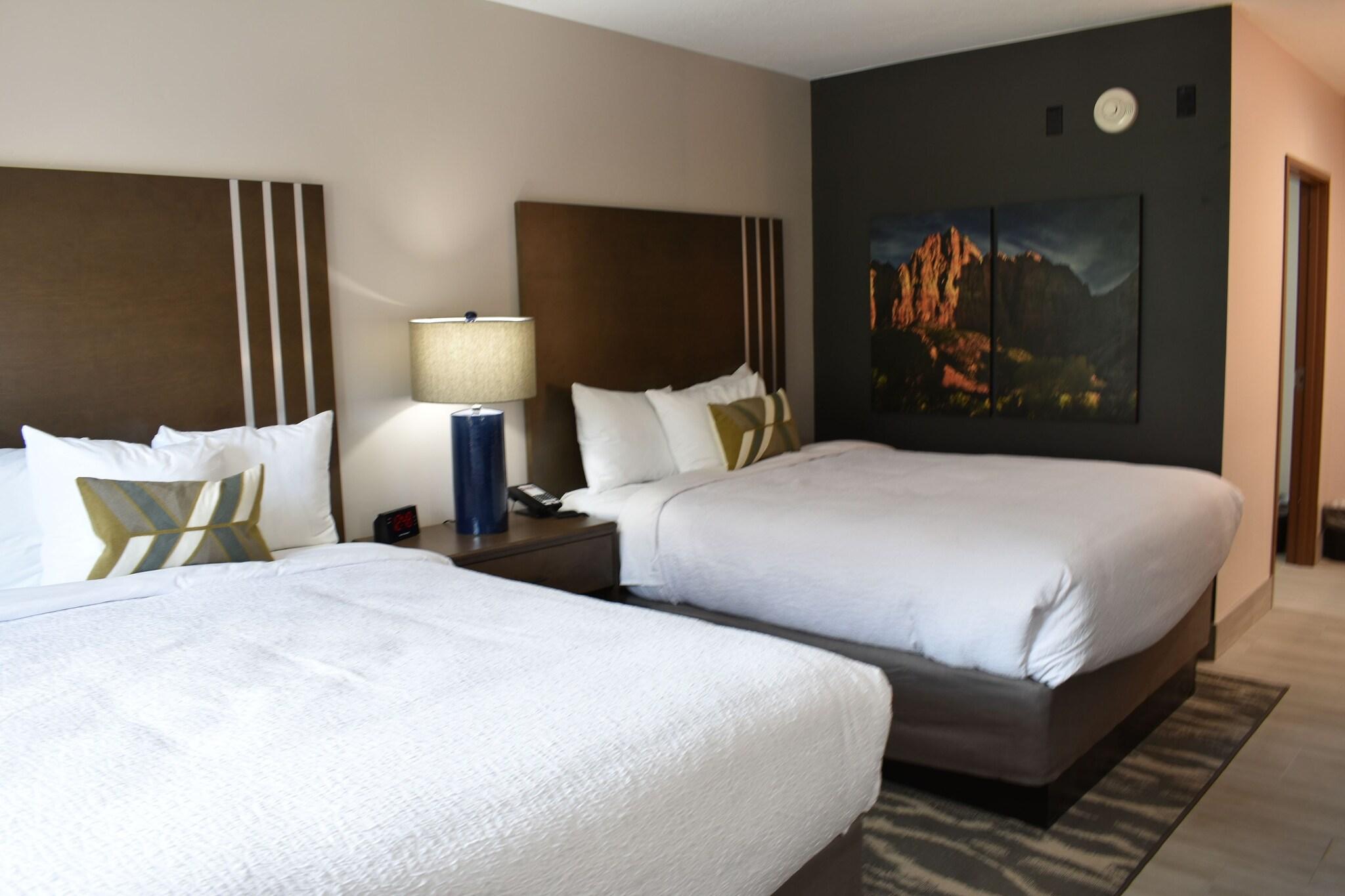 Zion Canyon Lodge by null