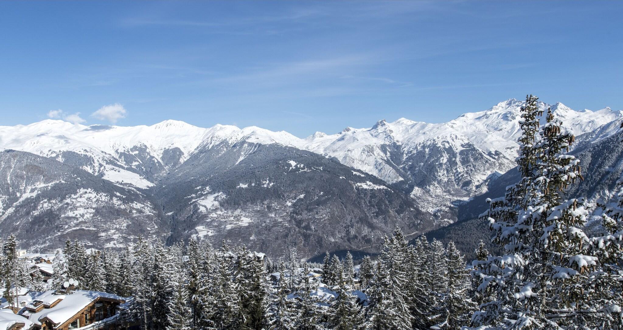 Hôtel Barrière Les Neiges by null