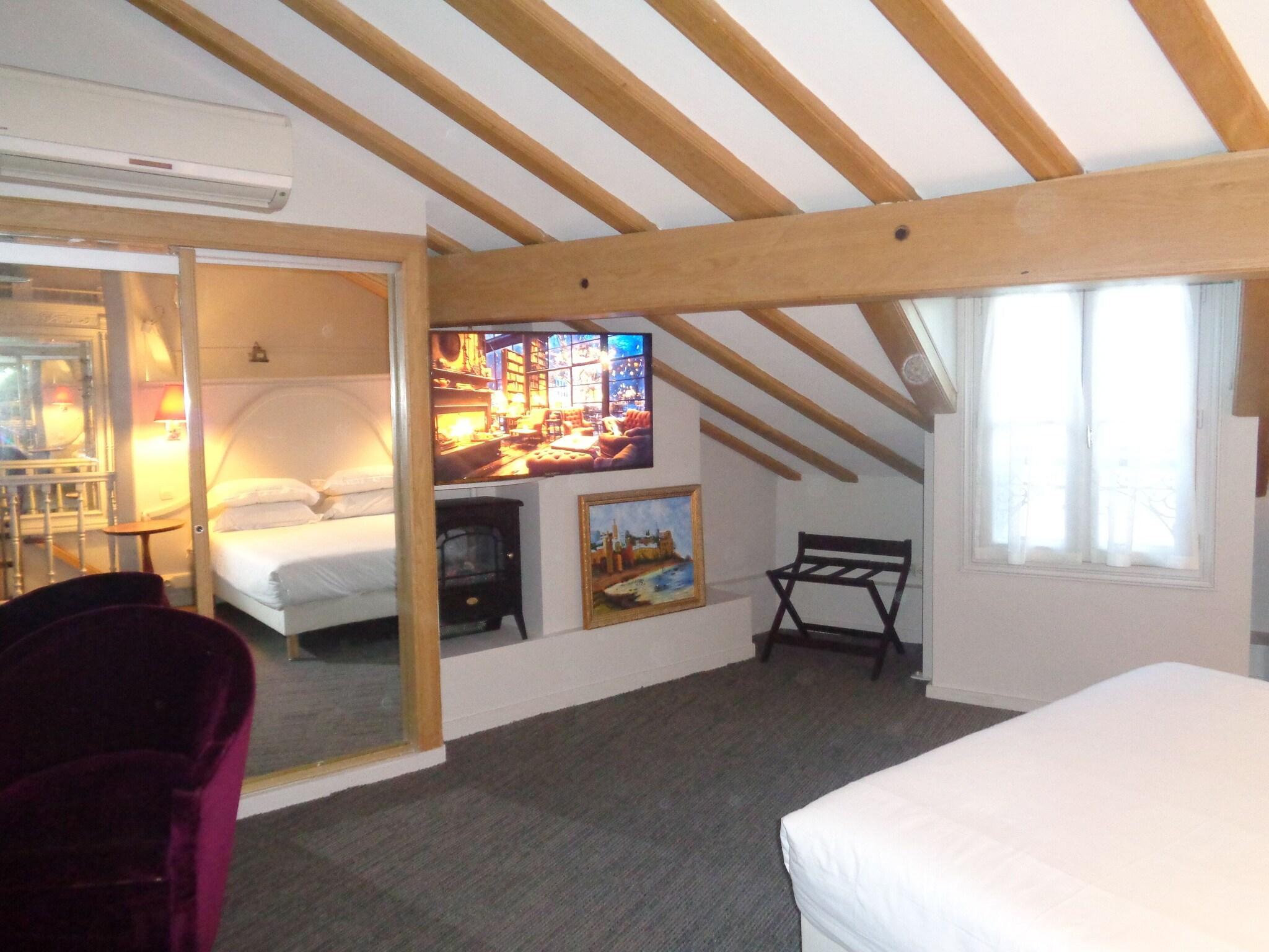 The Steps of Notre Dame by null