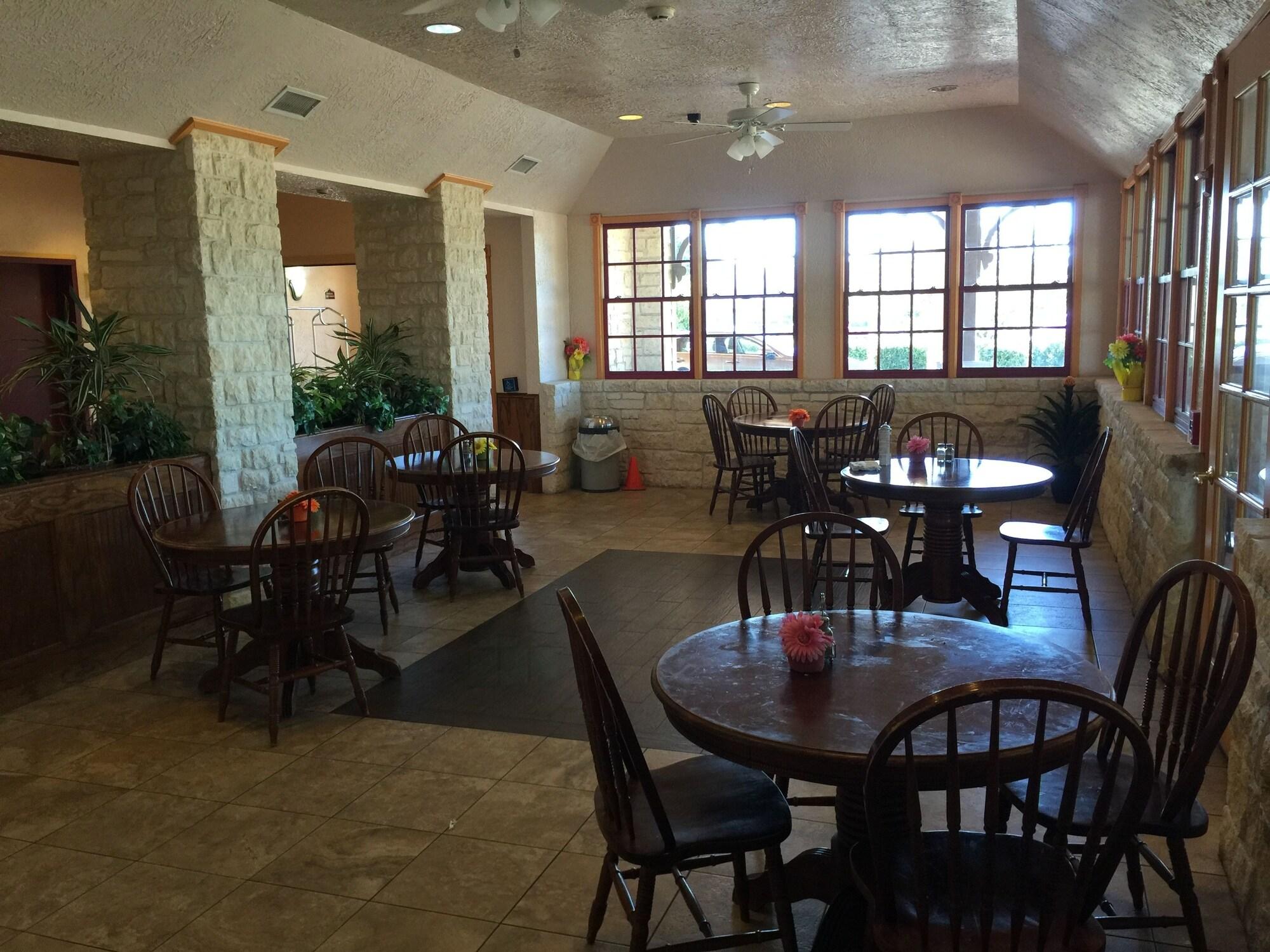 Texas Hill Country Hotel By Holiday Creek