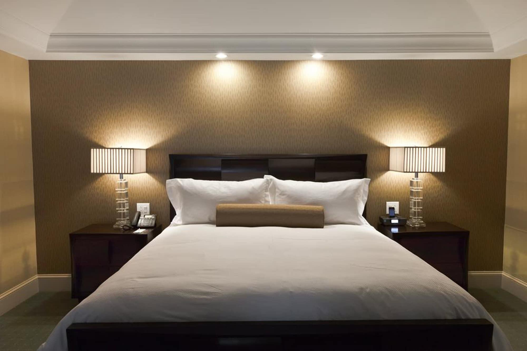 Town & Country Inn and Suites by null