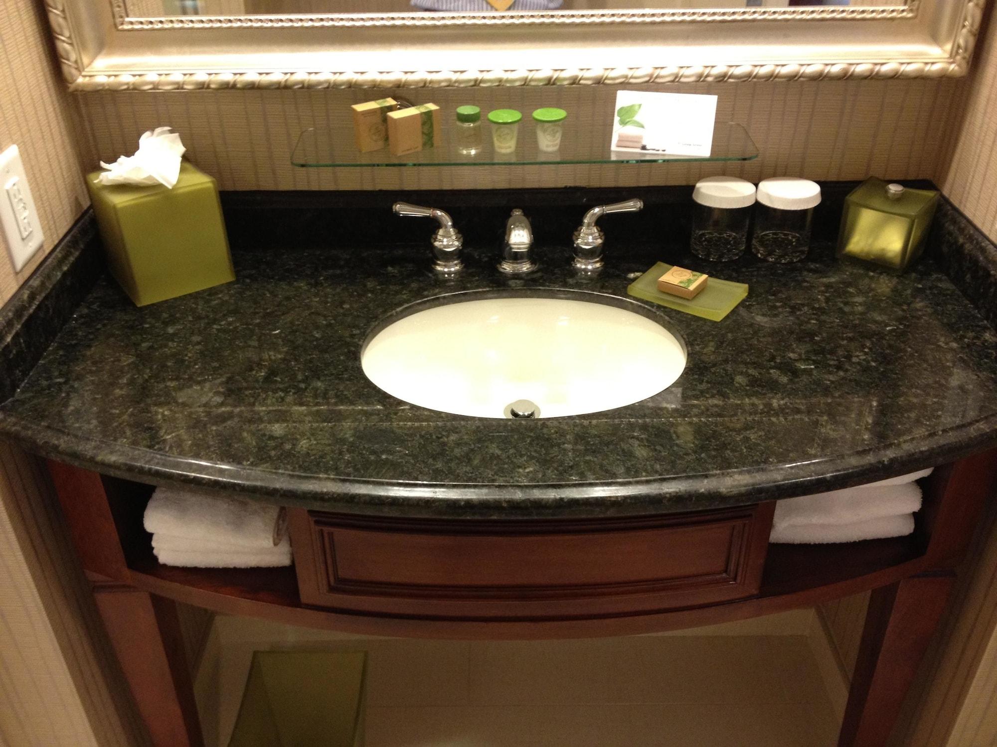 Town & Country Inn and Suites by null