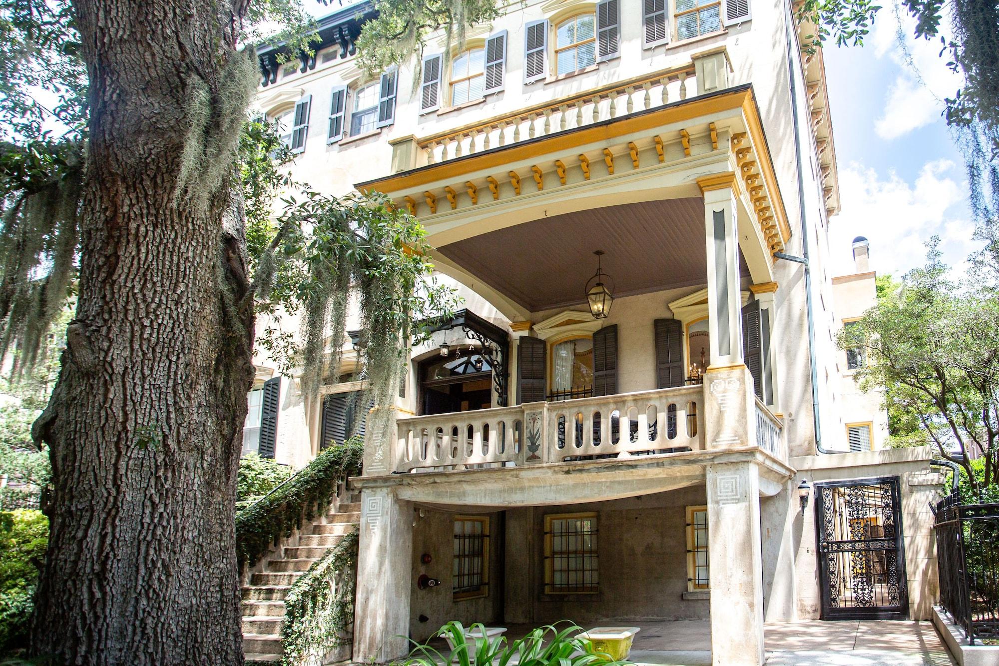 The Gastonian, Historic Inns of Savannah image