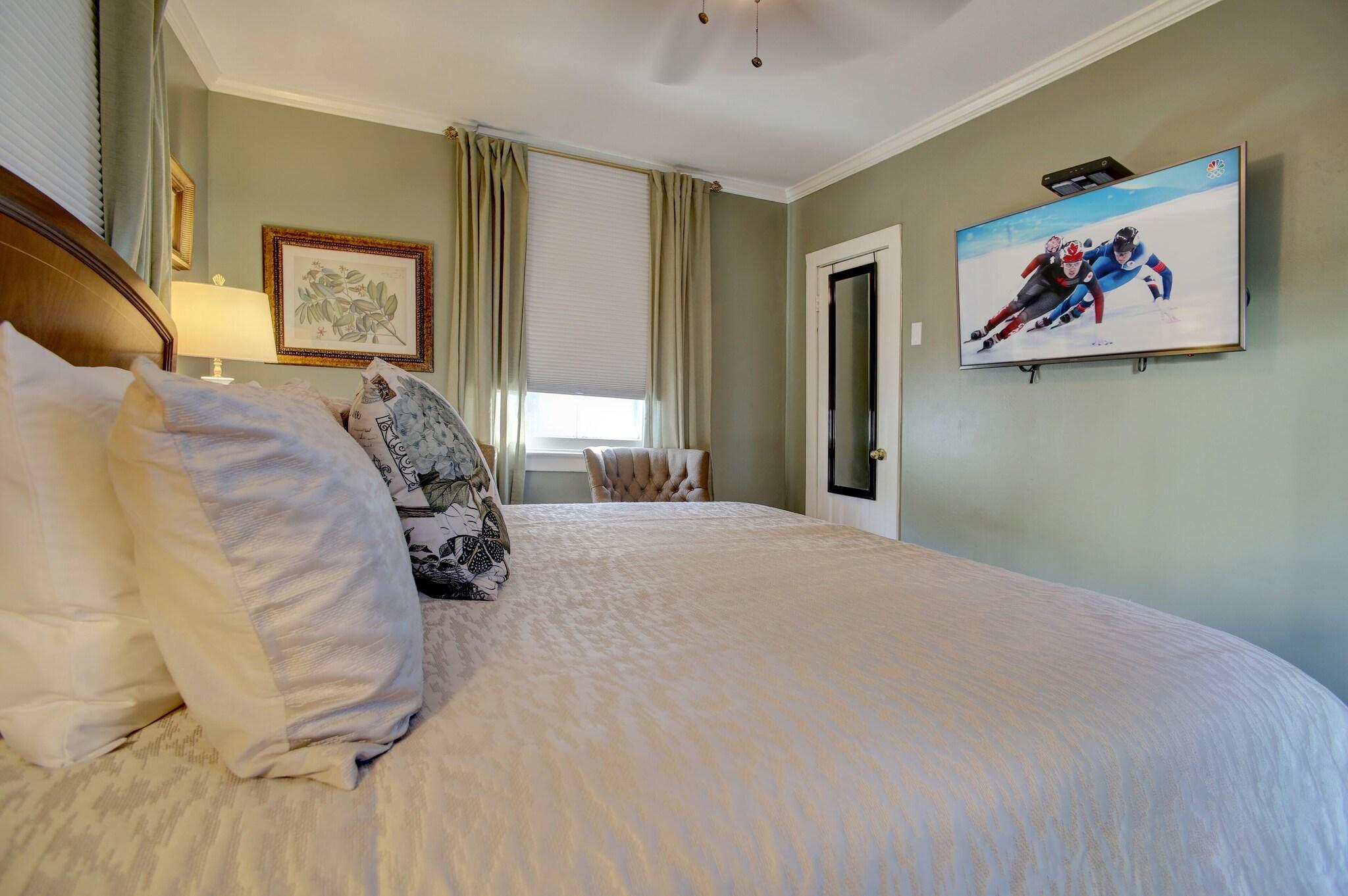 Azalea Inn and Villas by null