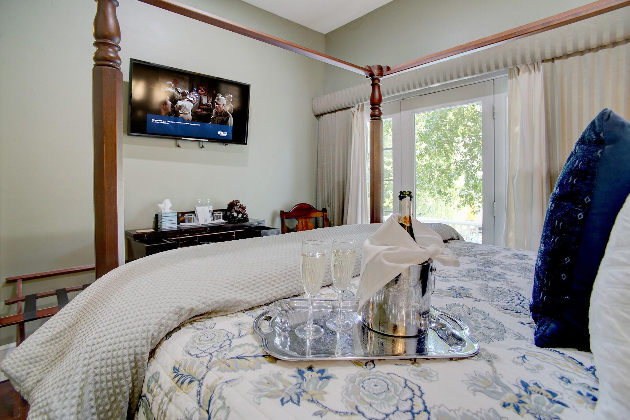 Azalea Inn and Villas by null