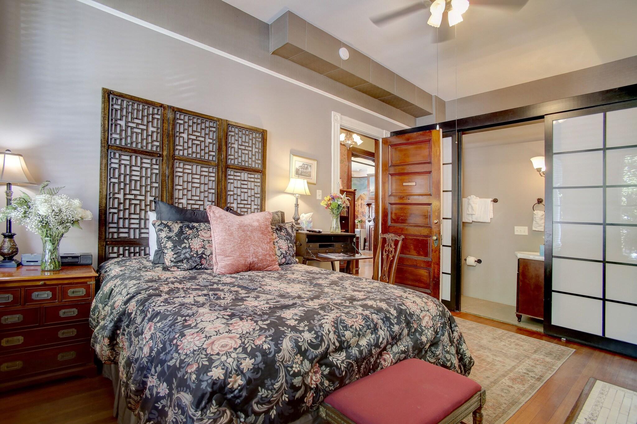 Azalea Inn and Villas by null