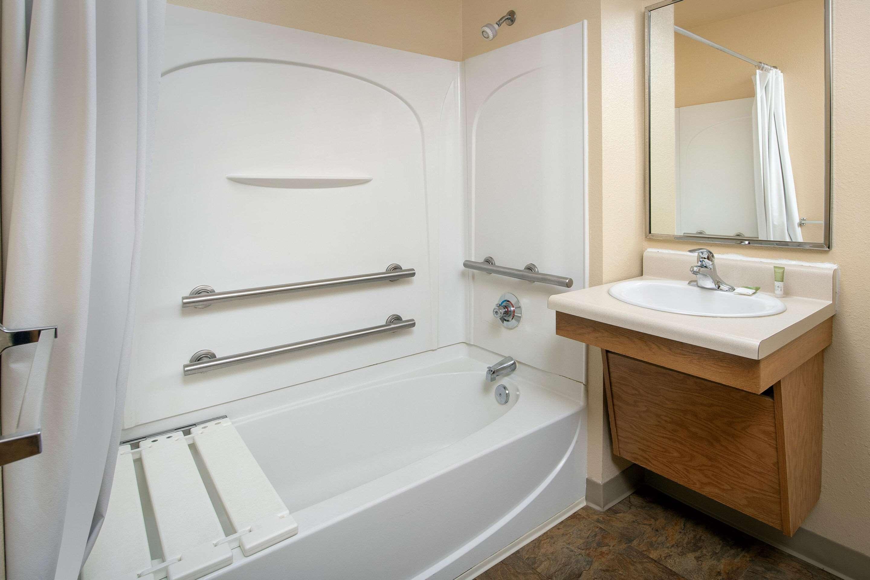 Woodspring Suites Raleigh Garner