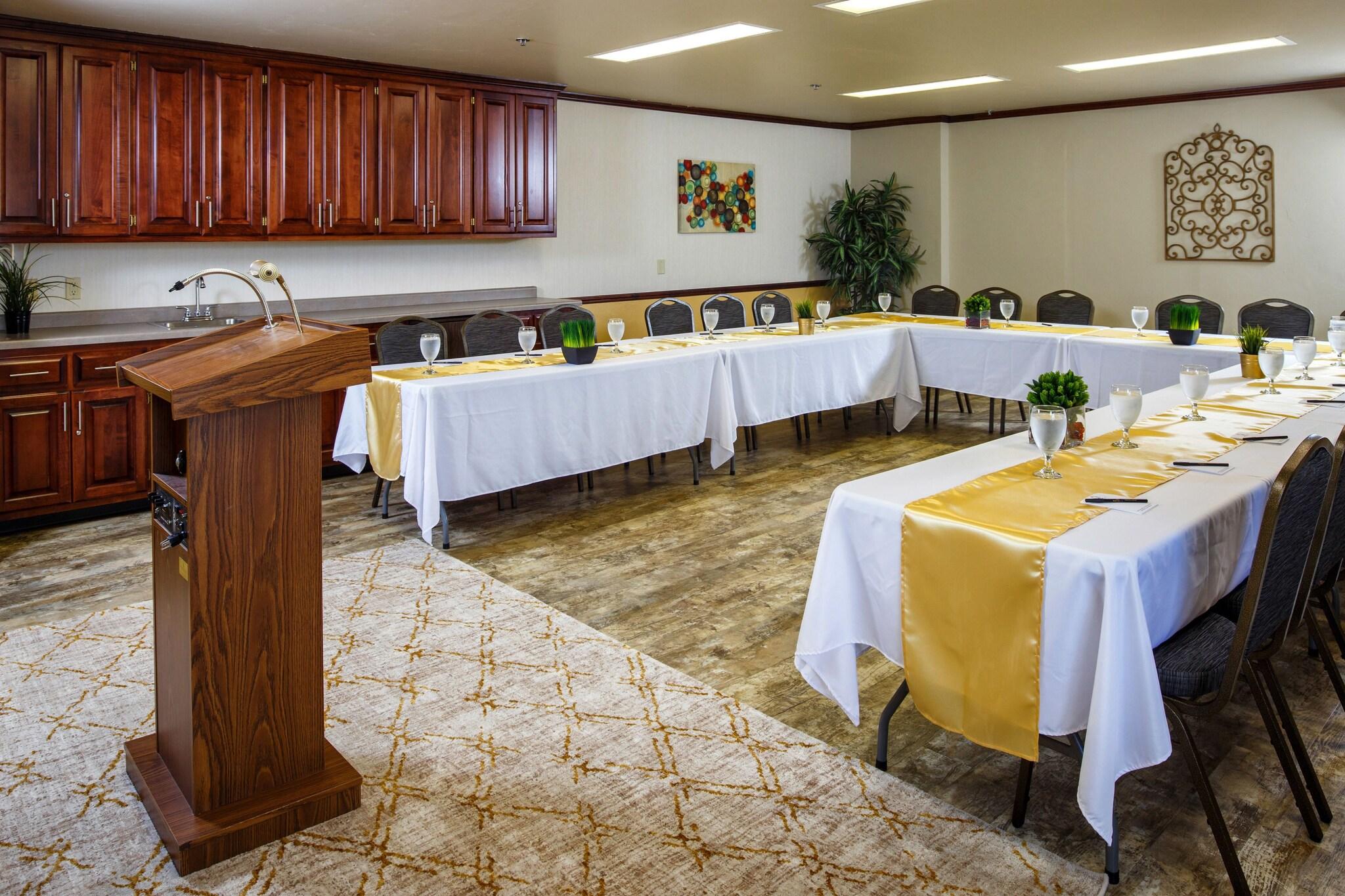 Hotel J Green Bay by null